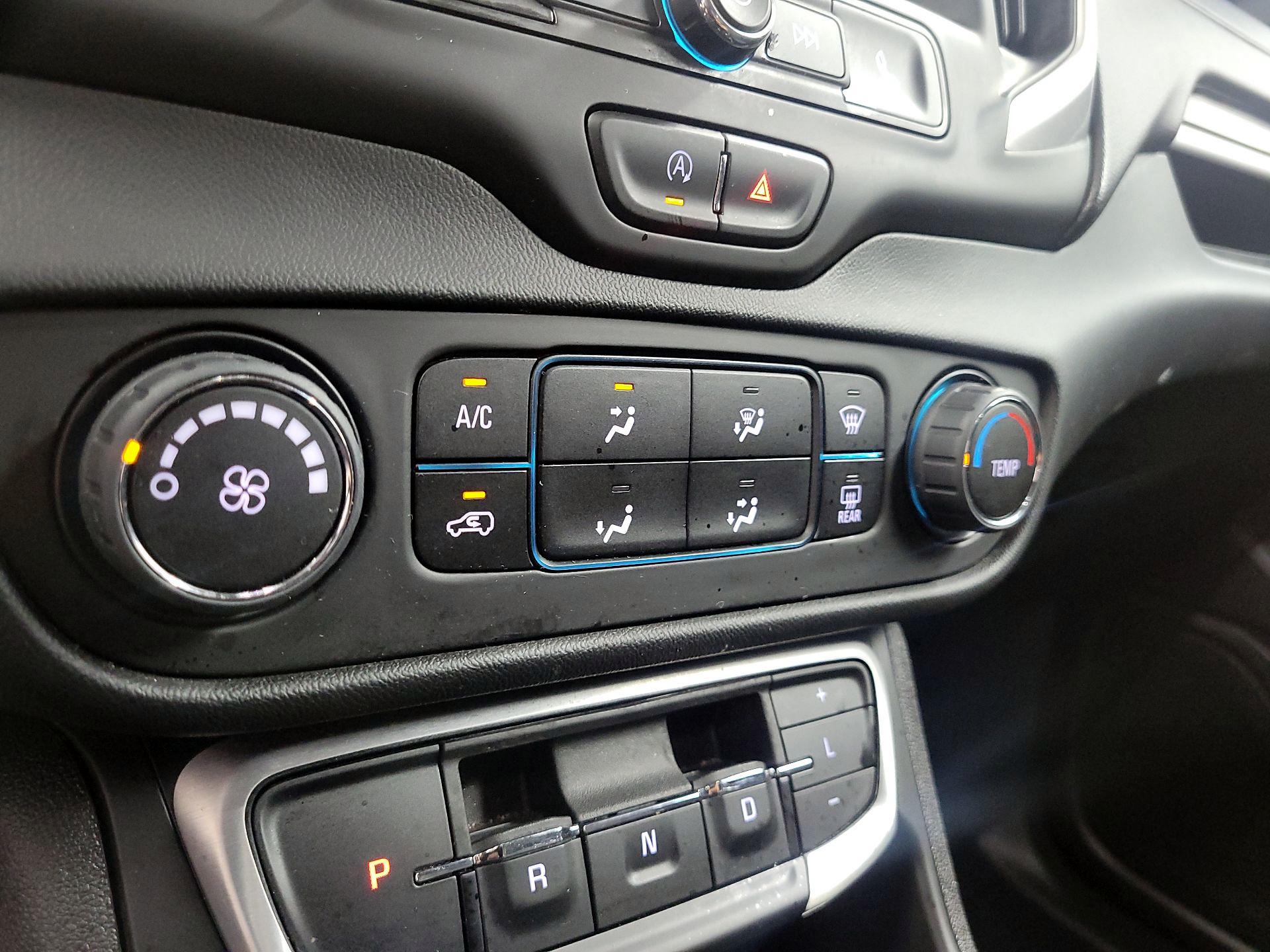 Thumbnail: 2023 GMC Terrain - 16
