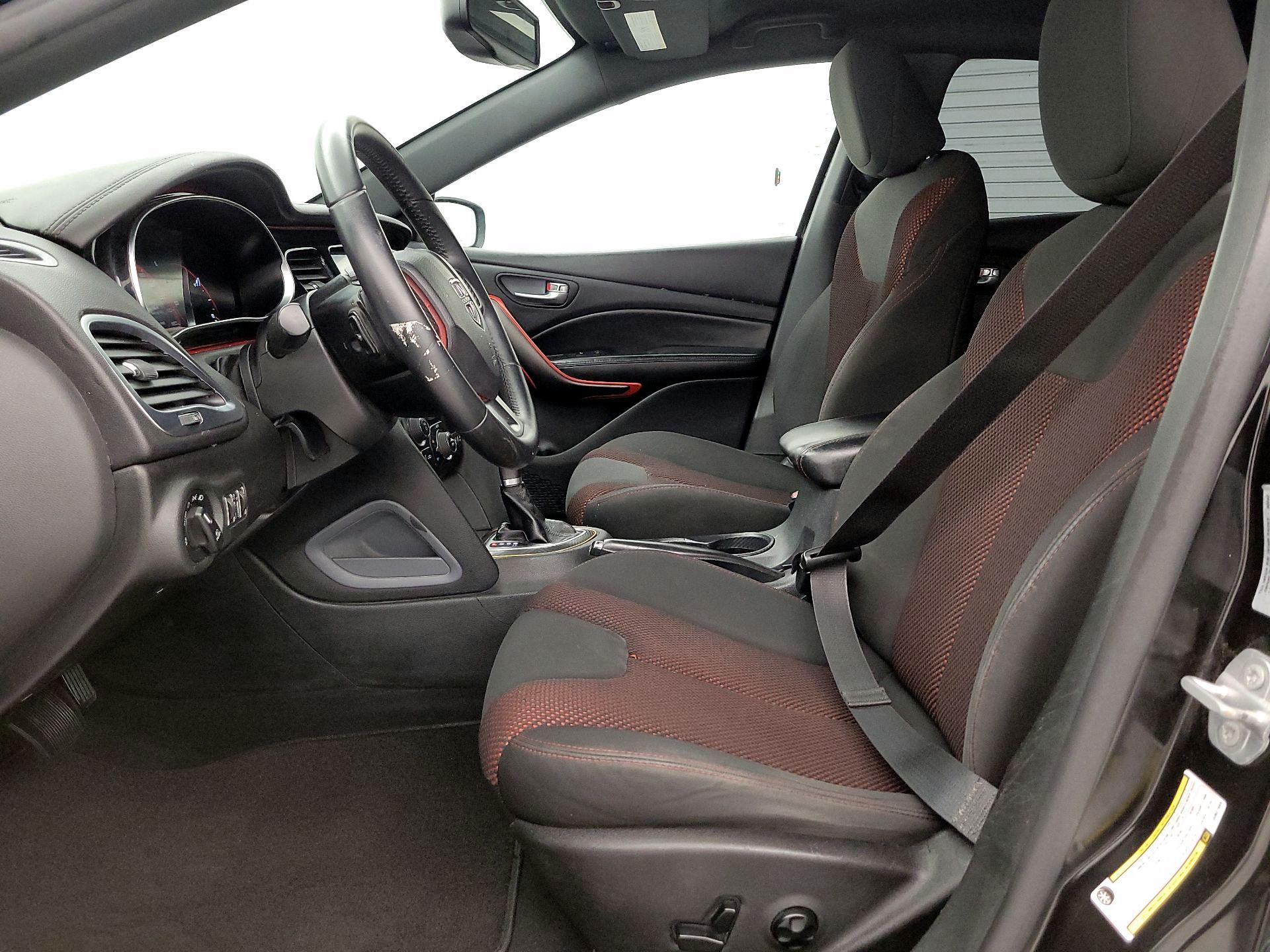 Thumbnail: 2016 Dodge Dart - 11