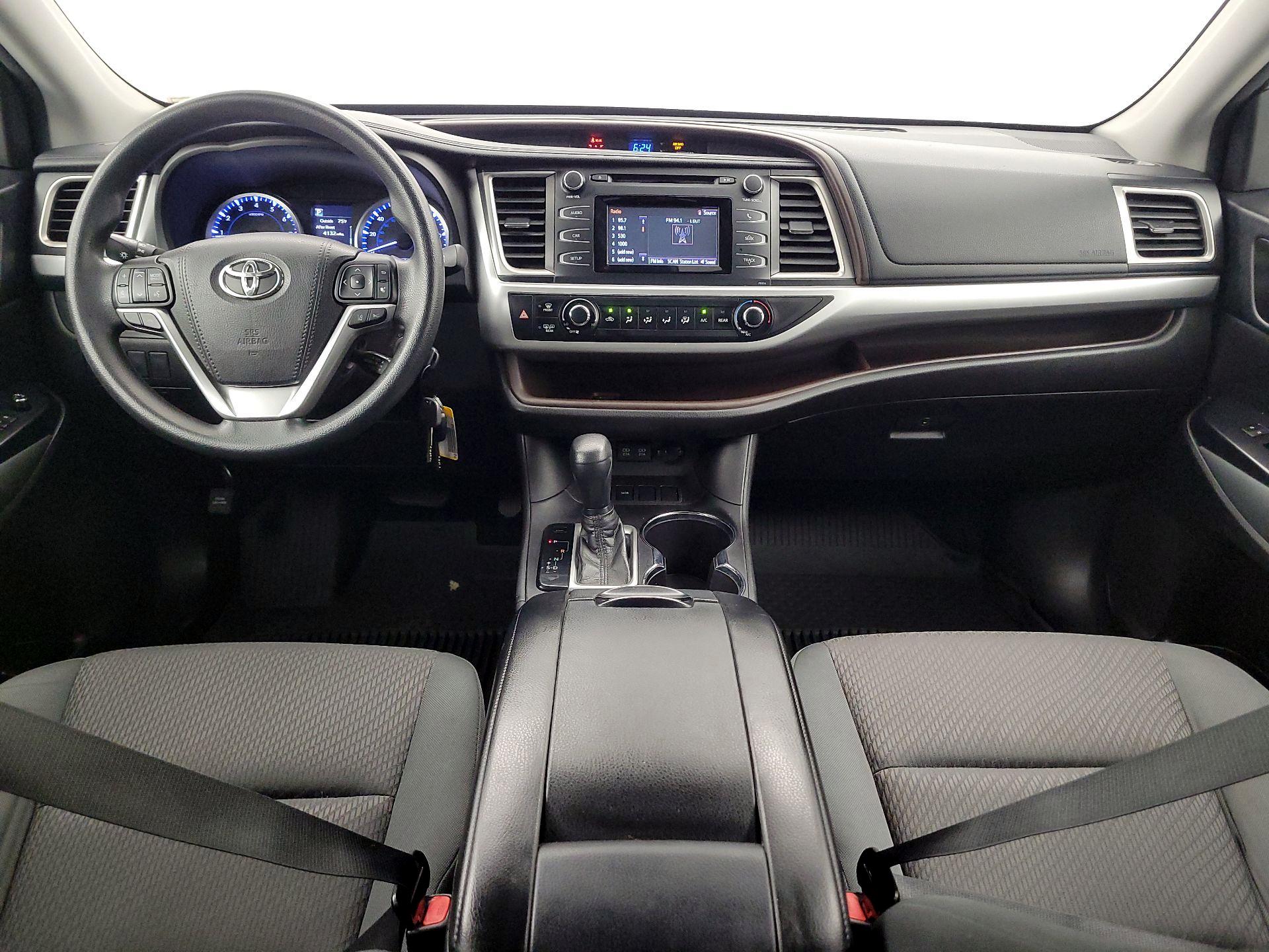 Thumbnail: 2018 Toyota Highlander - 9