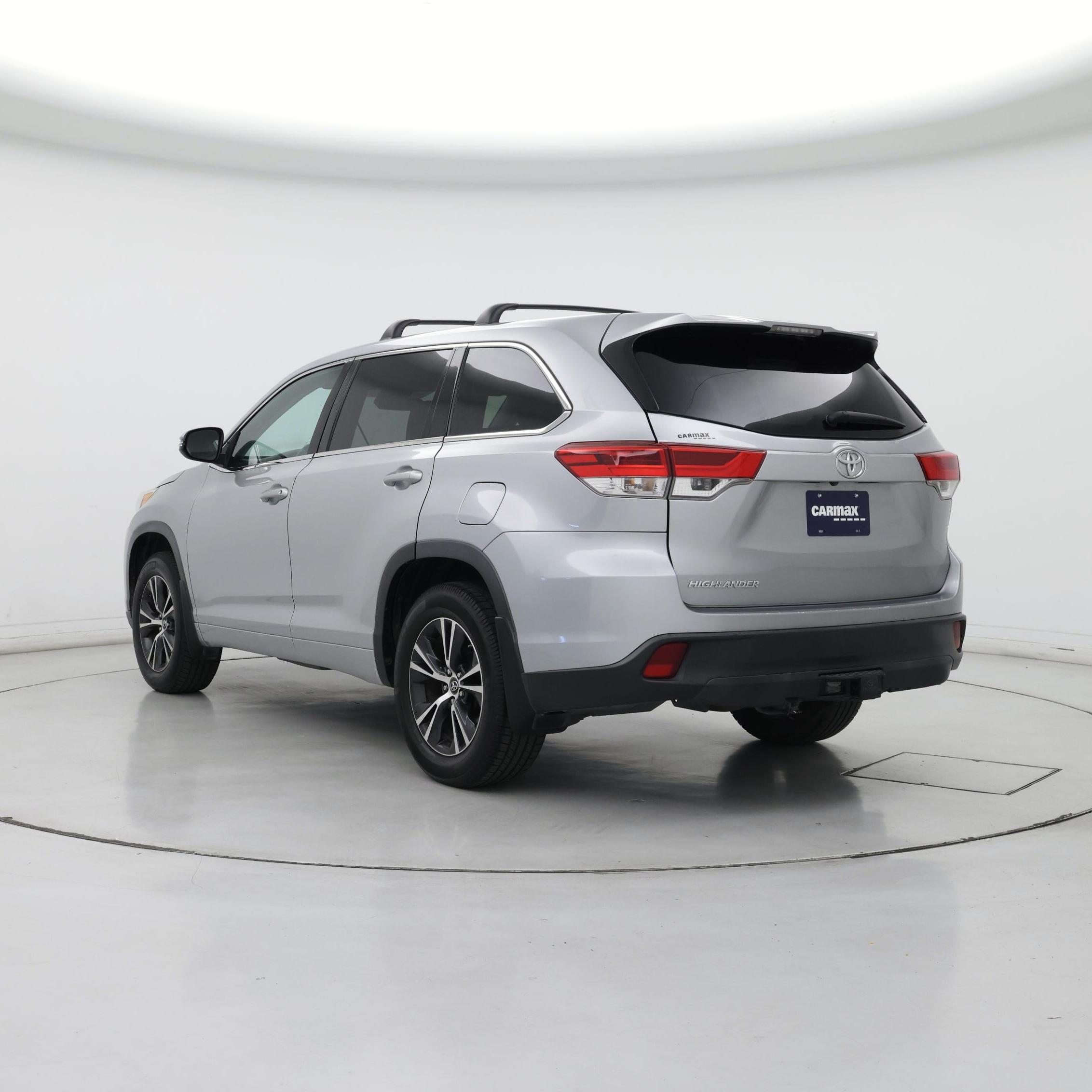 Thumbnail: 2018 Toyota Highlander - 2