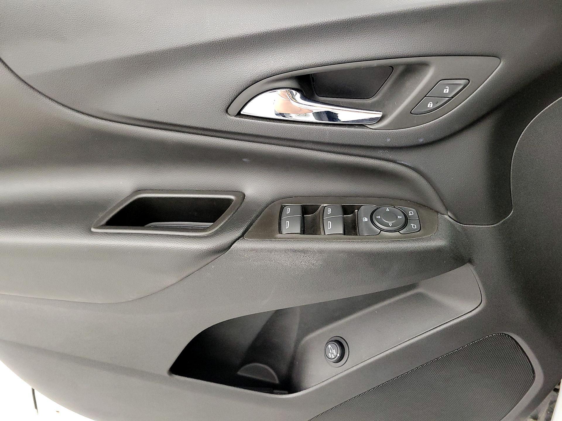 Thumbnail: 2023 Chevrolet Equinox - 12