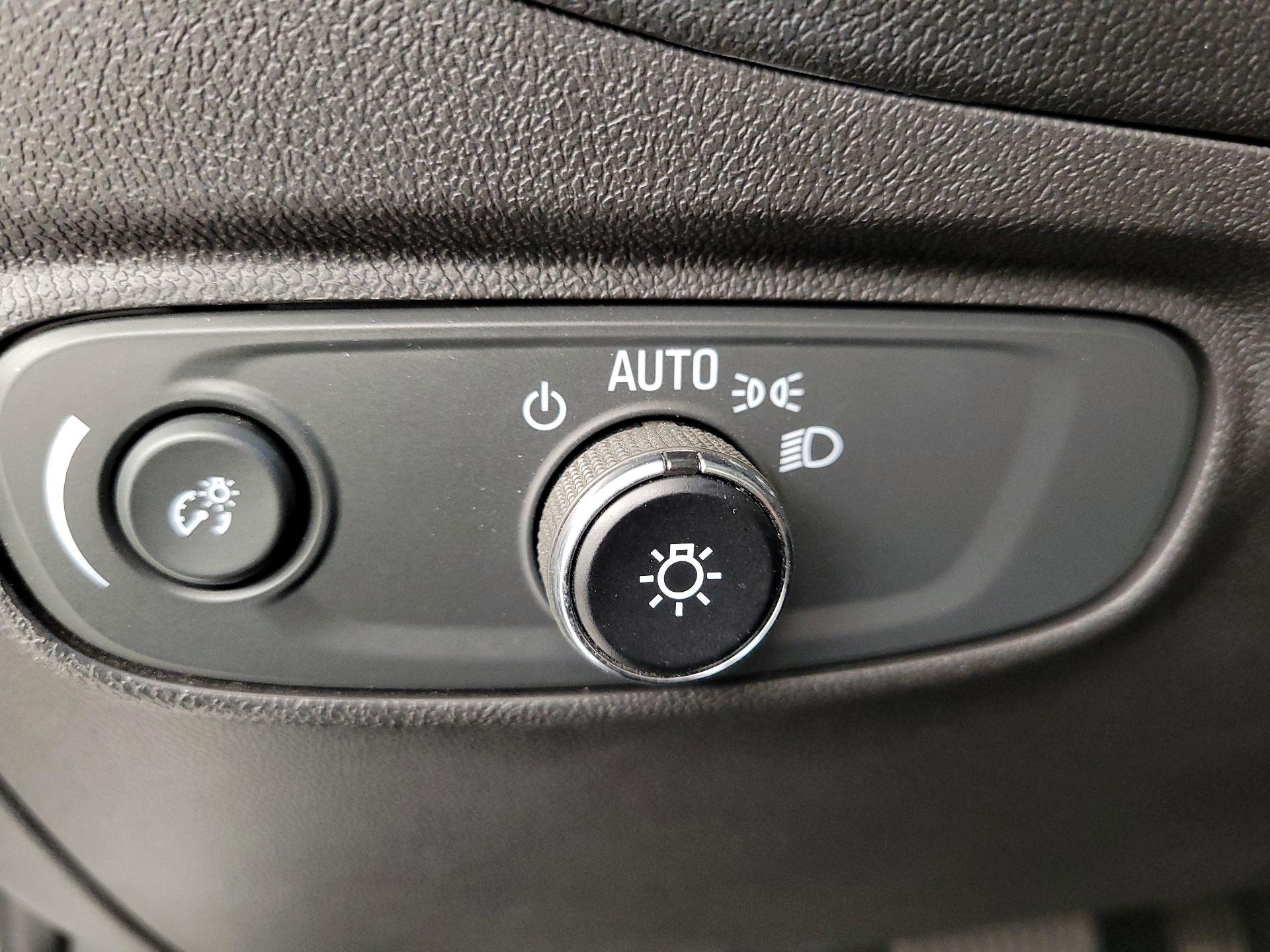 Thumbnail: 2023 Chevrolet Equinox - 13