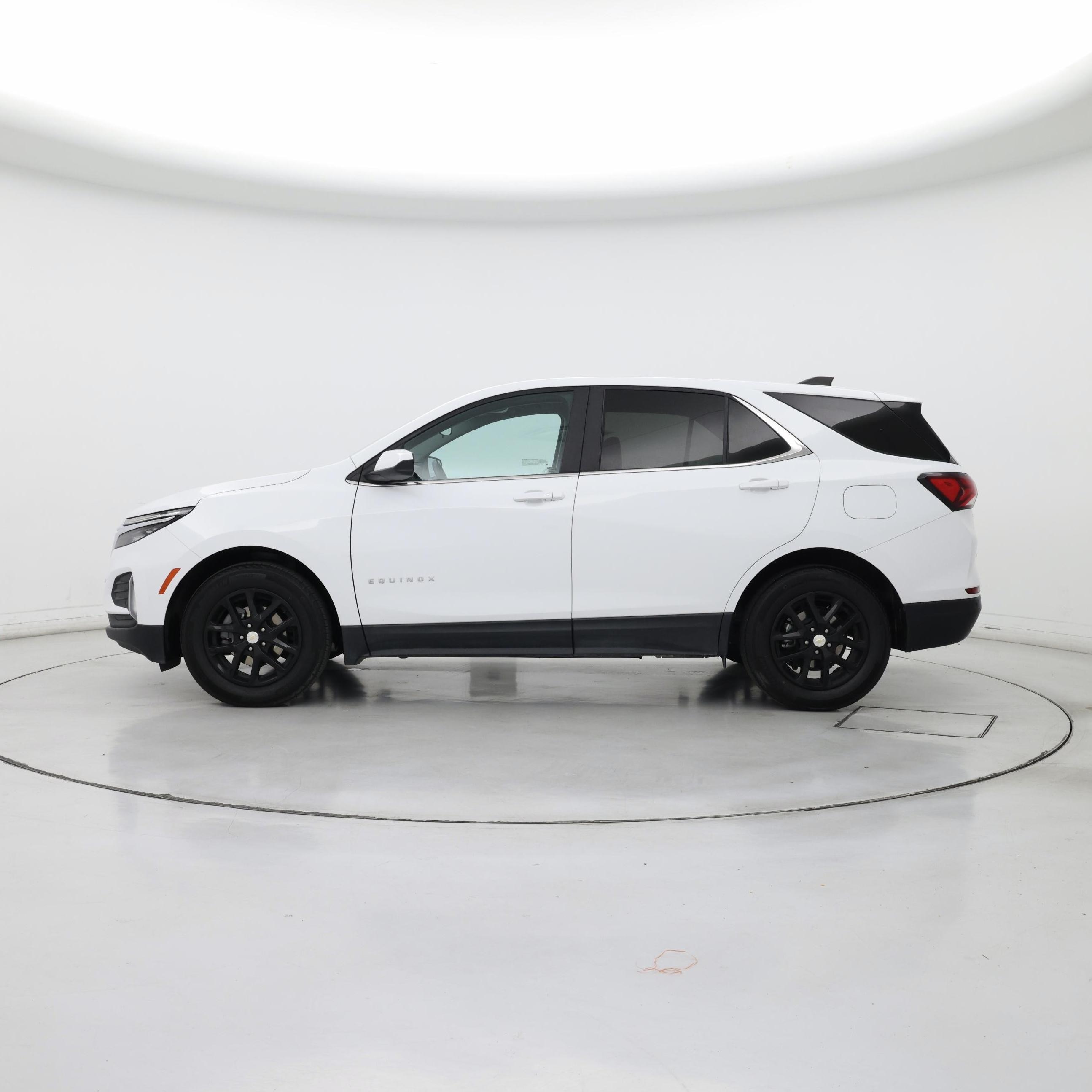 Thumbnail: 2023 Chevrolet Equinox - 3