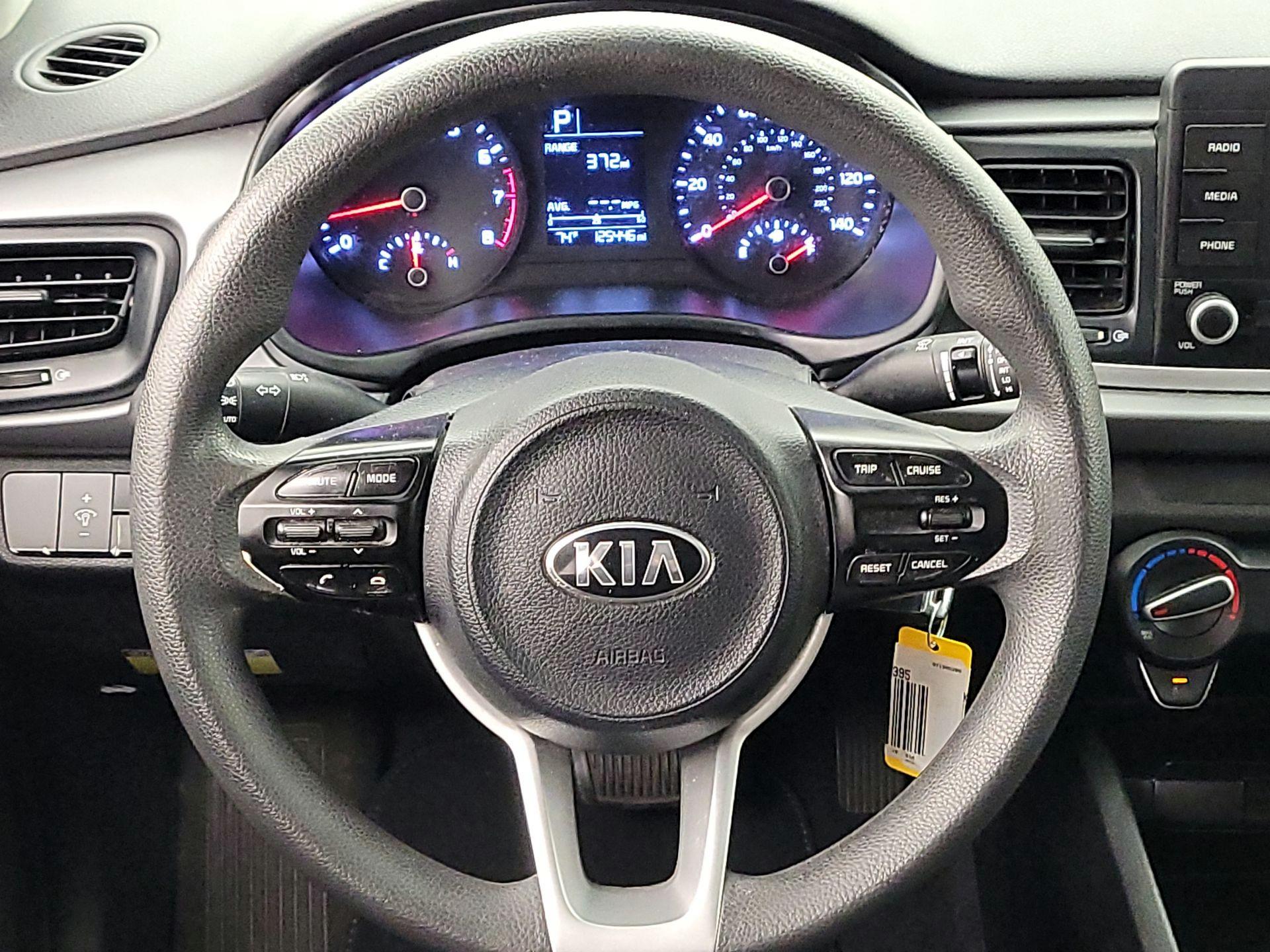 Thumbnail: 2019 Kia Rio - 10