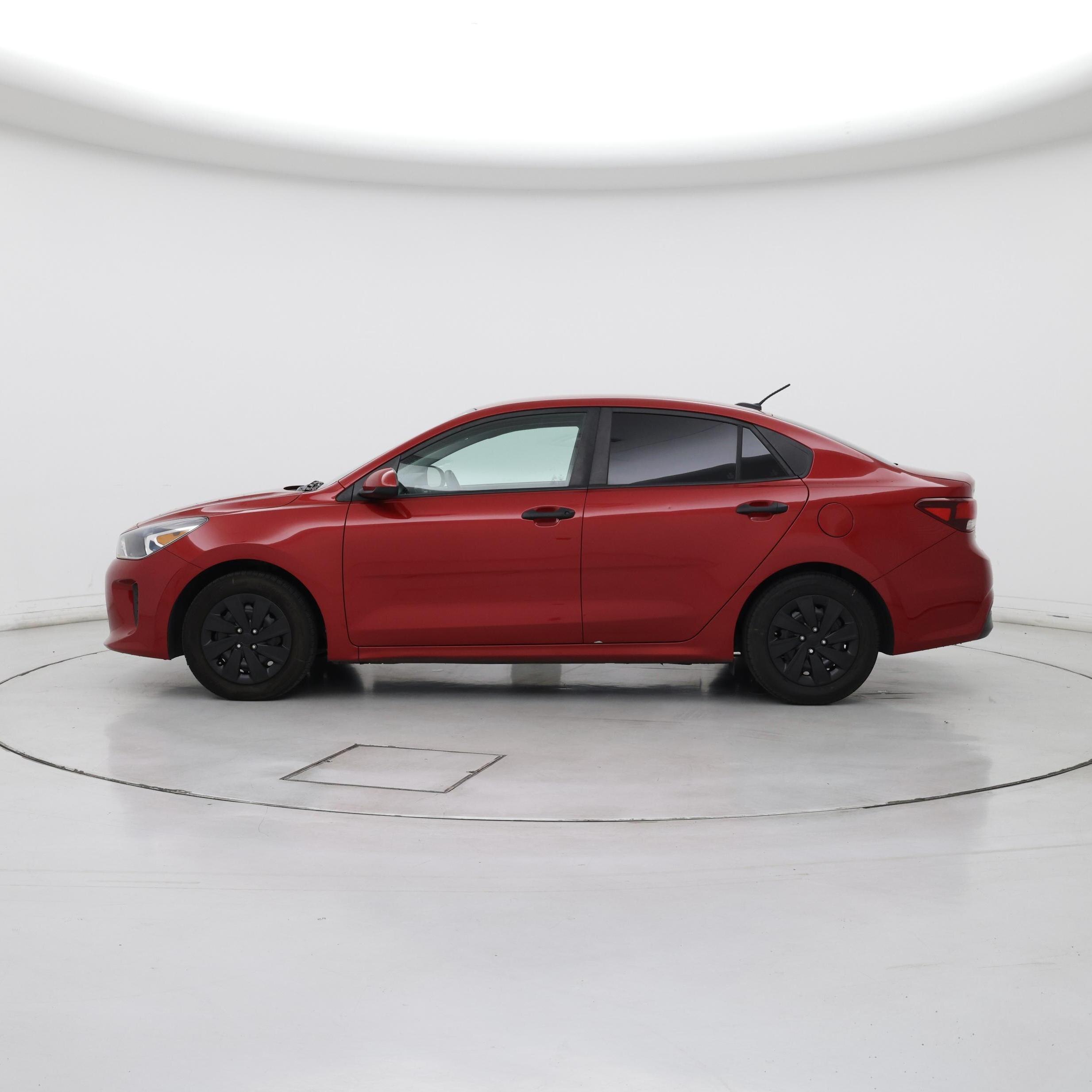 Thumbnail: 2019 Kia Rio - 3