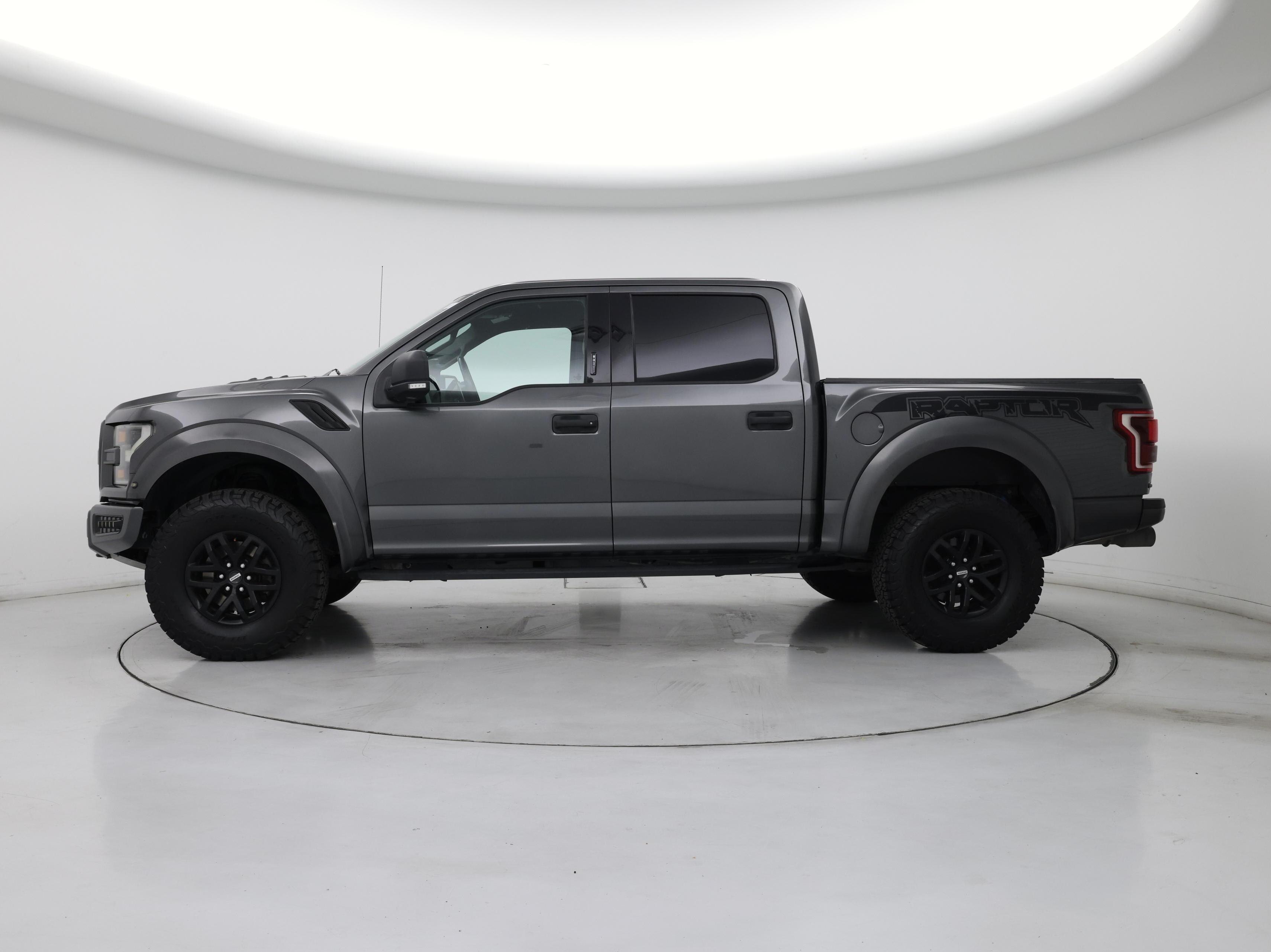 Thumbnail: 2017 Ford F-150 - 3