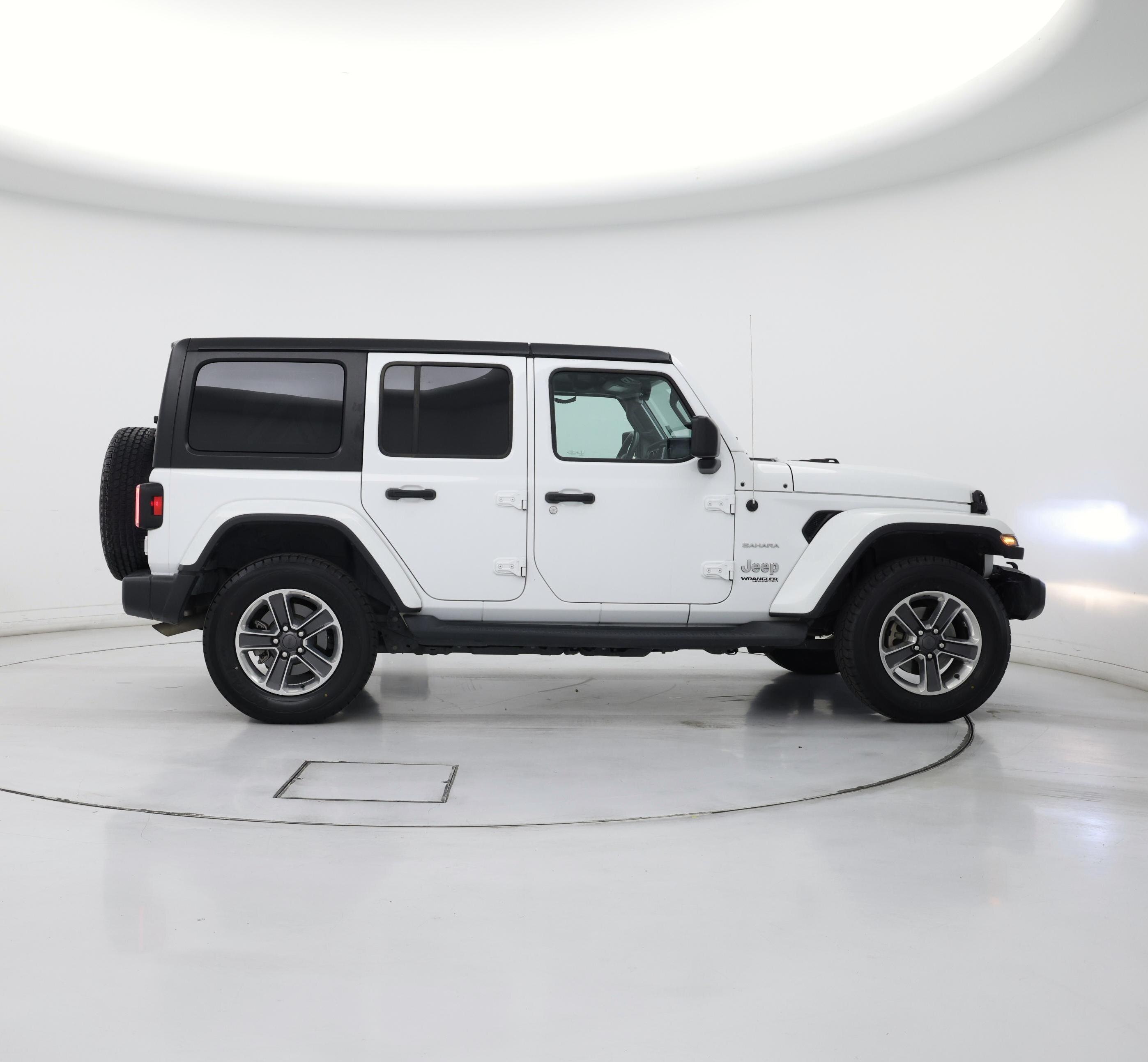 Thumbnail: 2018 Jeep Wrangler - 7