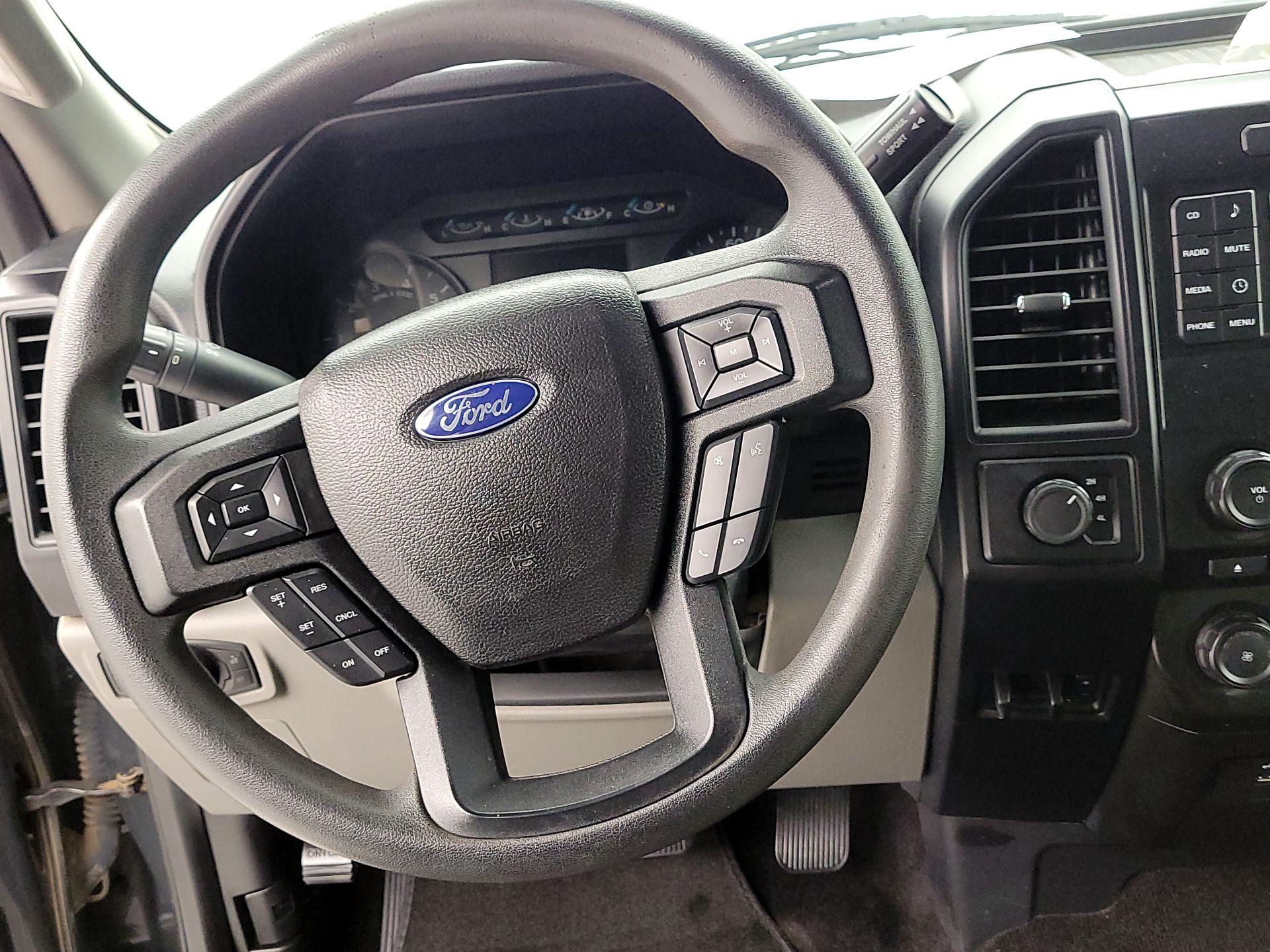 Thumbnail: 2016 Ford F-150 - 10