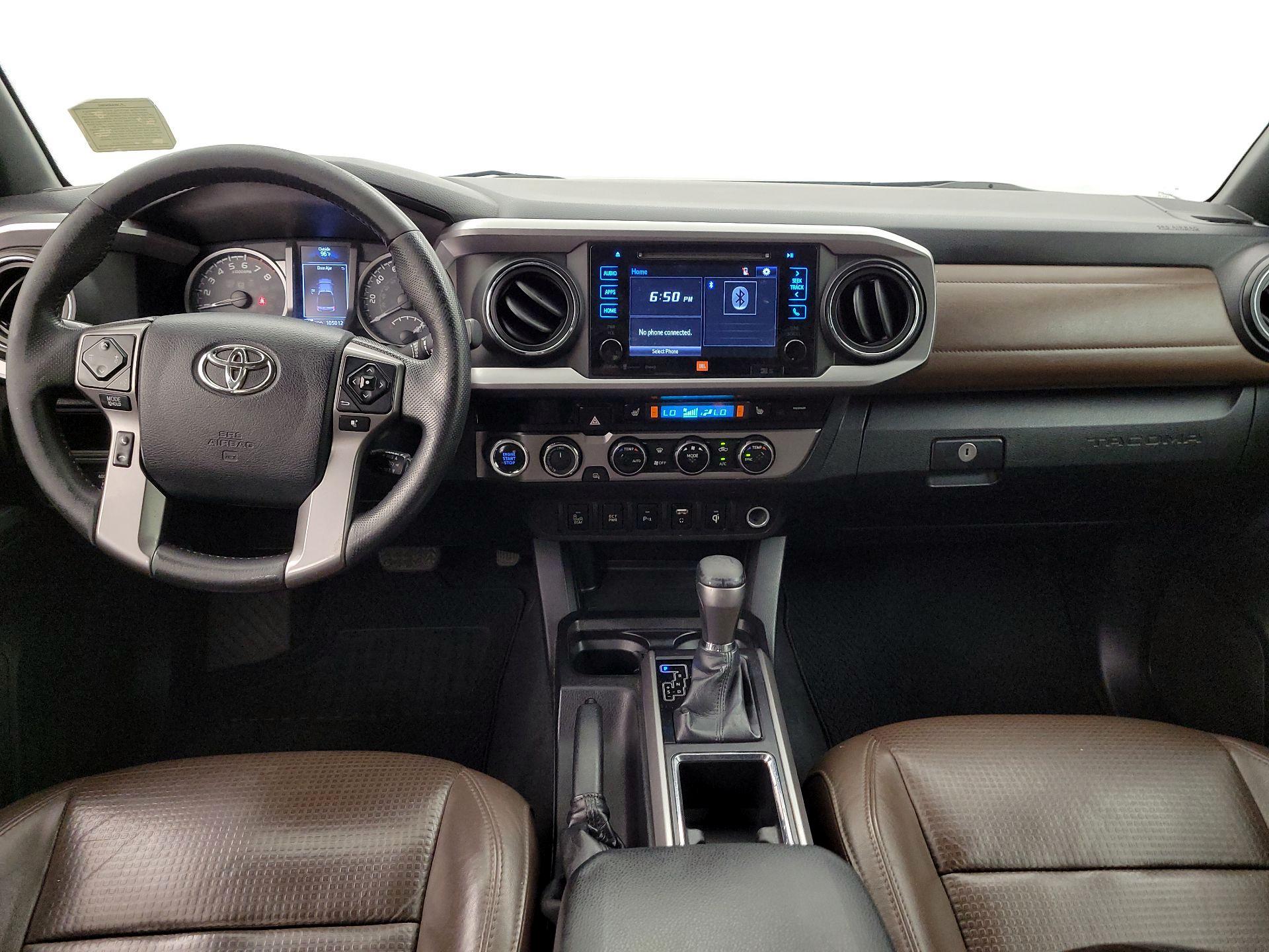 Thumbnail: 2016 Toyota Tacoma - 9