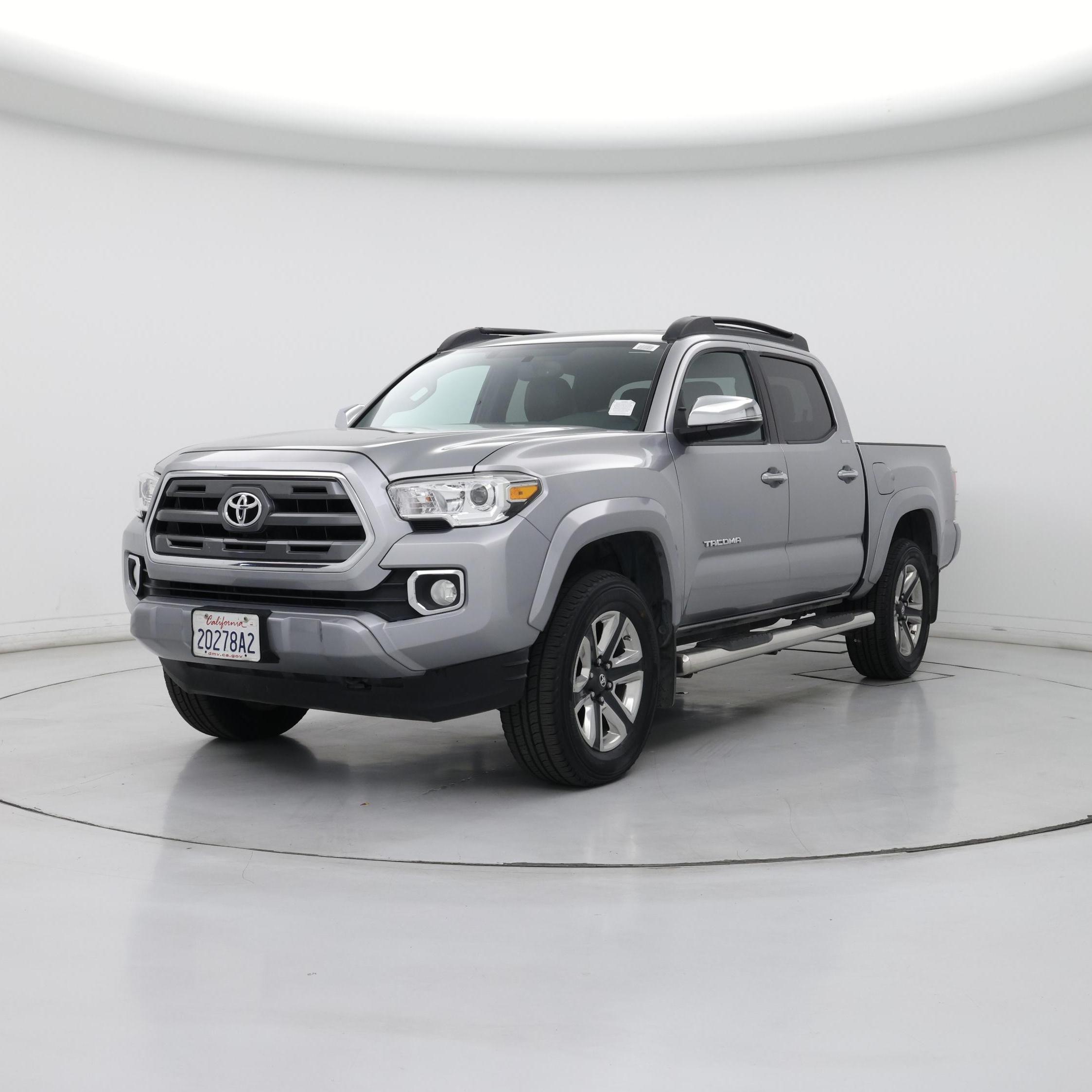 Thumbnail: 2016 Toyota Tacoma - 4