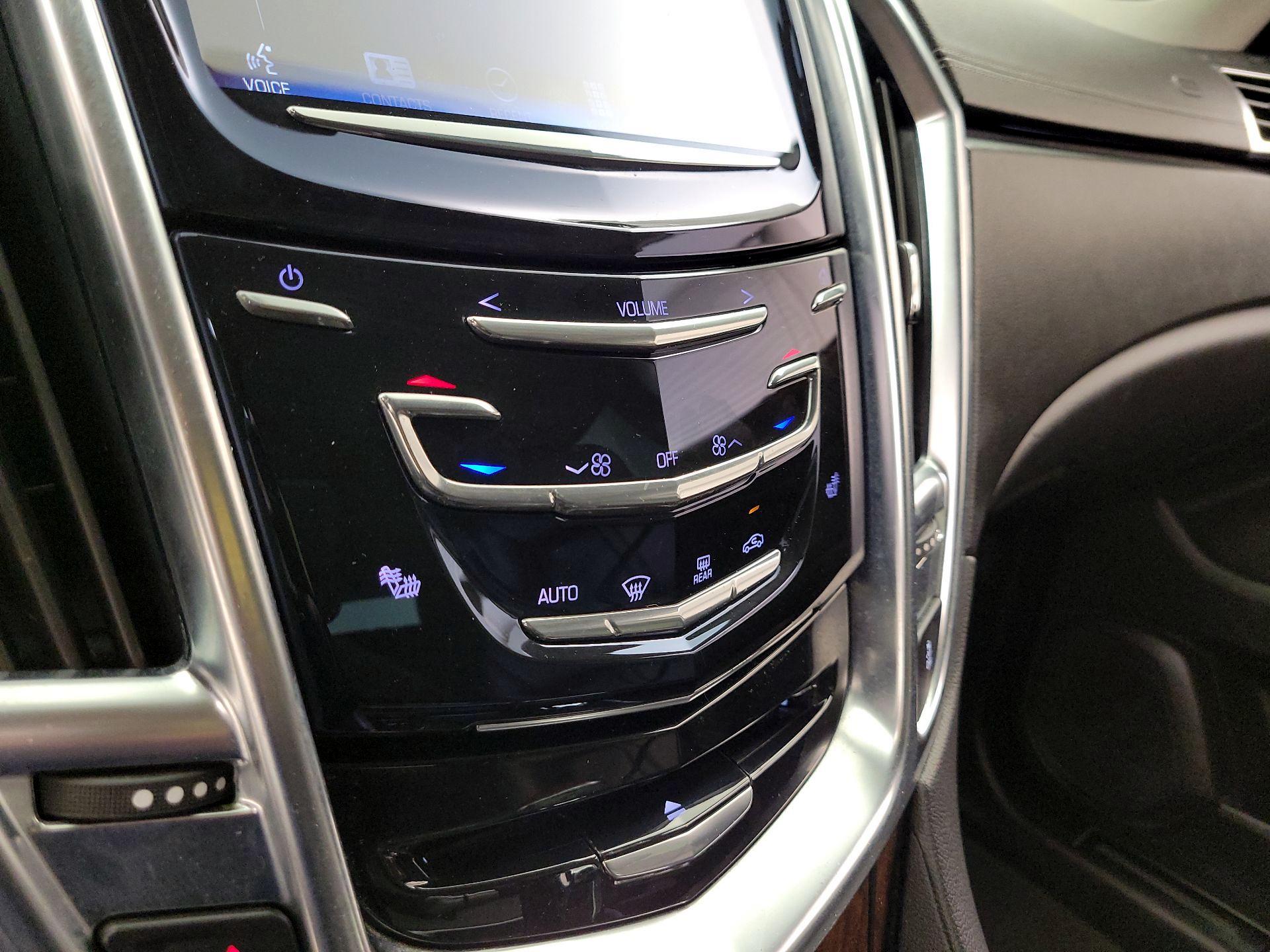 Thumbnail: 2016 Cadillac SRX - 17