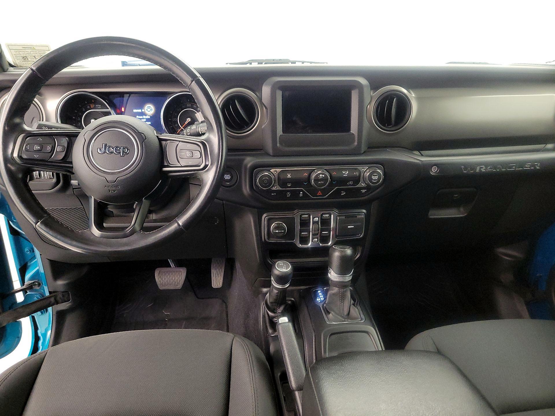Thumbnail: 2019 Jeep Wrangler - 9