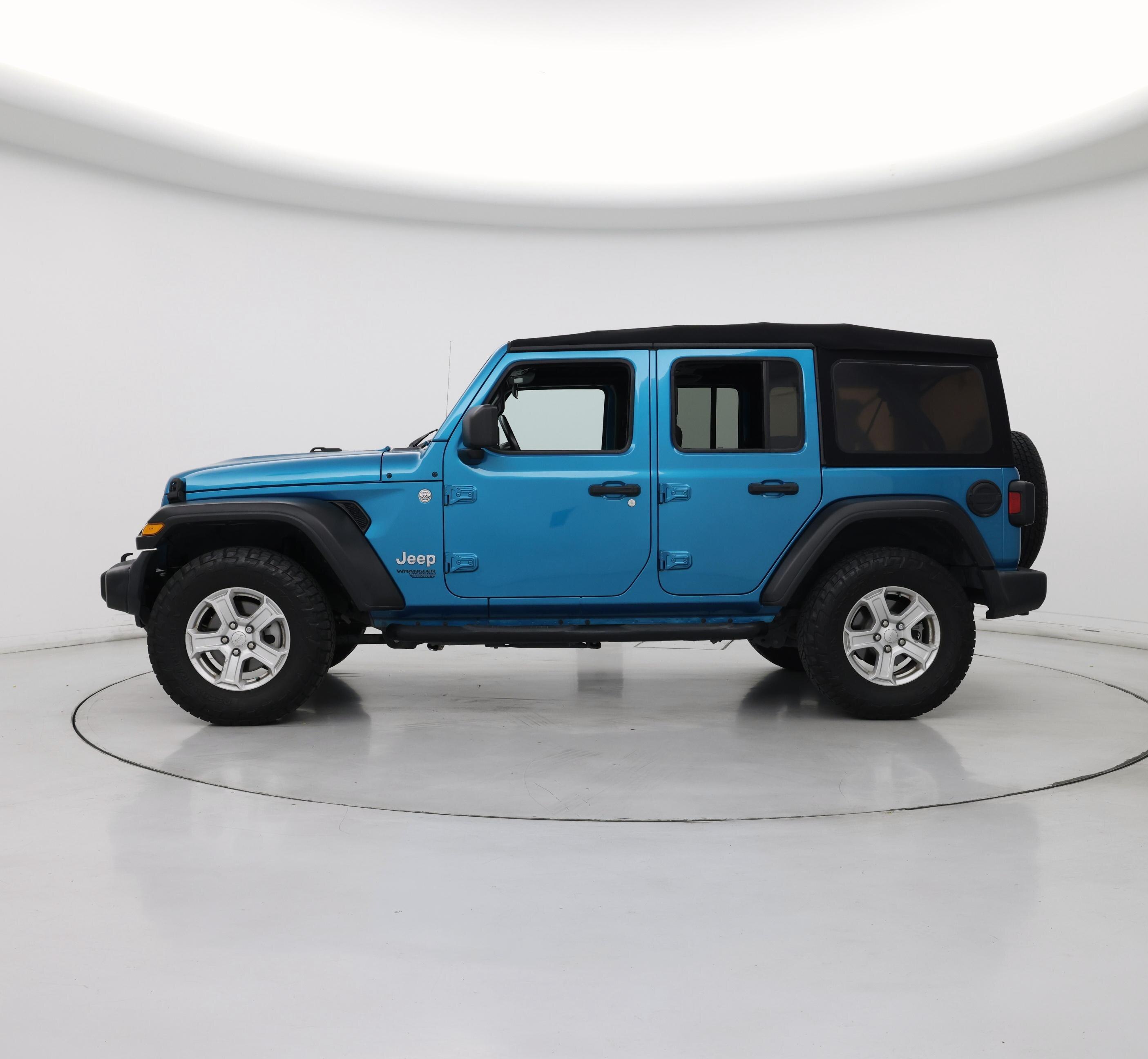 Thumbnail: 2019 Jeep Wrangler - 3