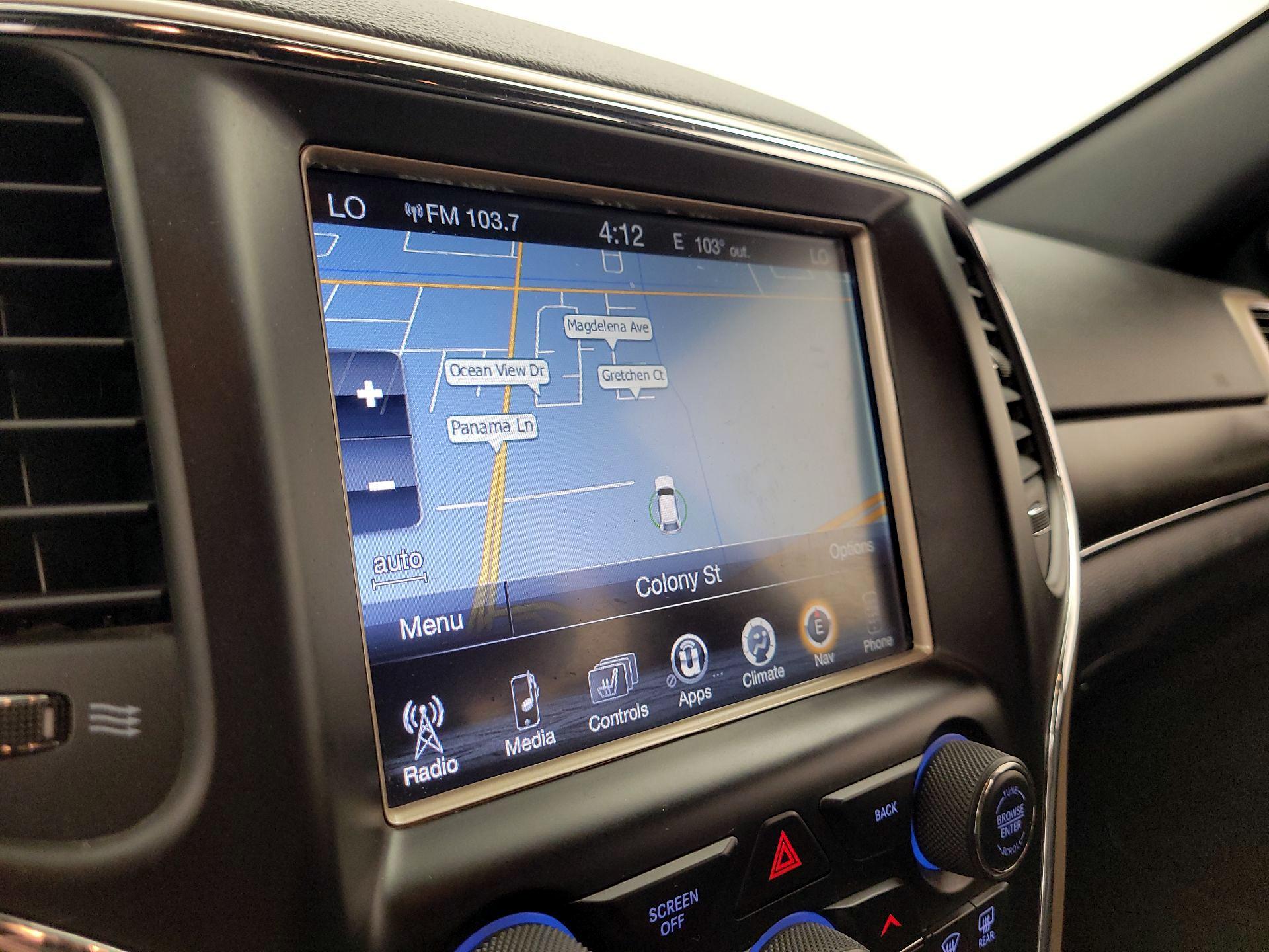 Thumbnail: 2015 Jeep Grand Cherokee - 14