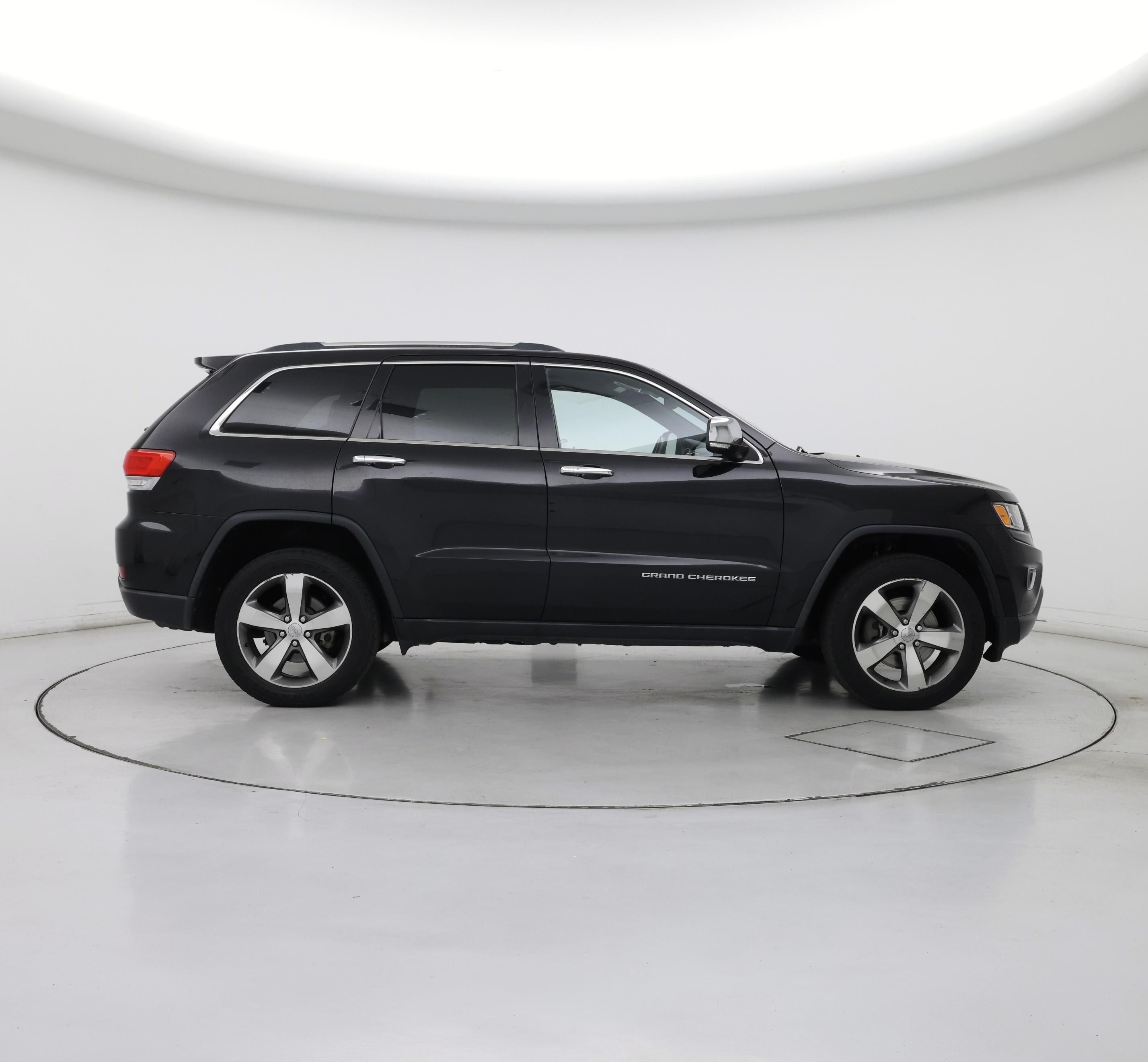 Thumbnail: 2015 Jeep Grand Cherokee - 7