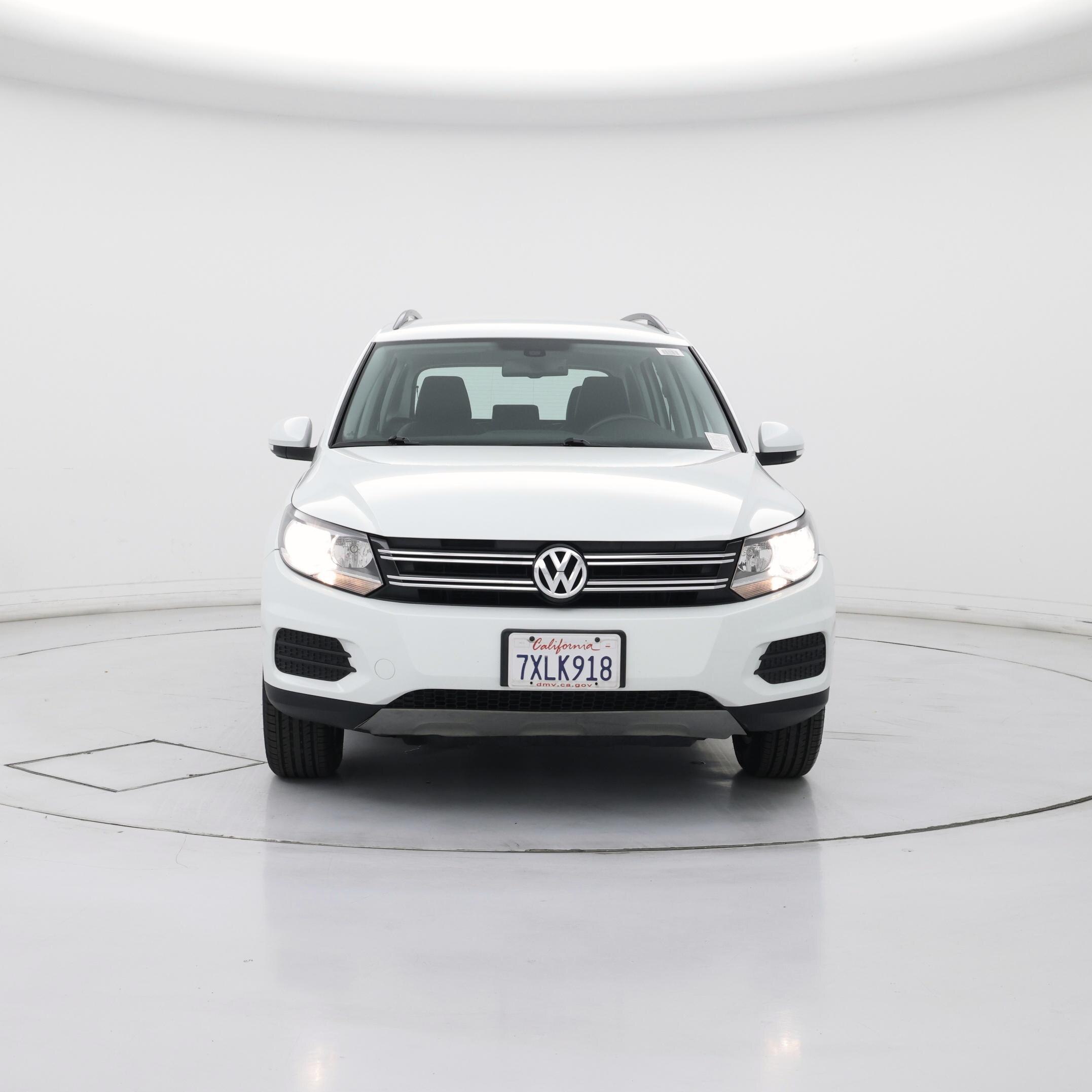 Thumbnail: 2017 Volkswagen Tiguan - 5