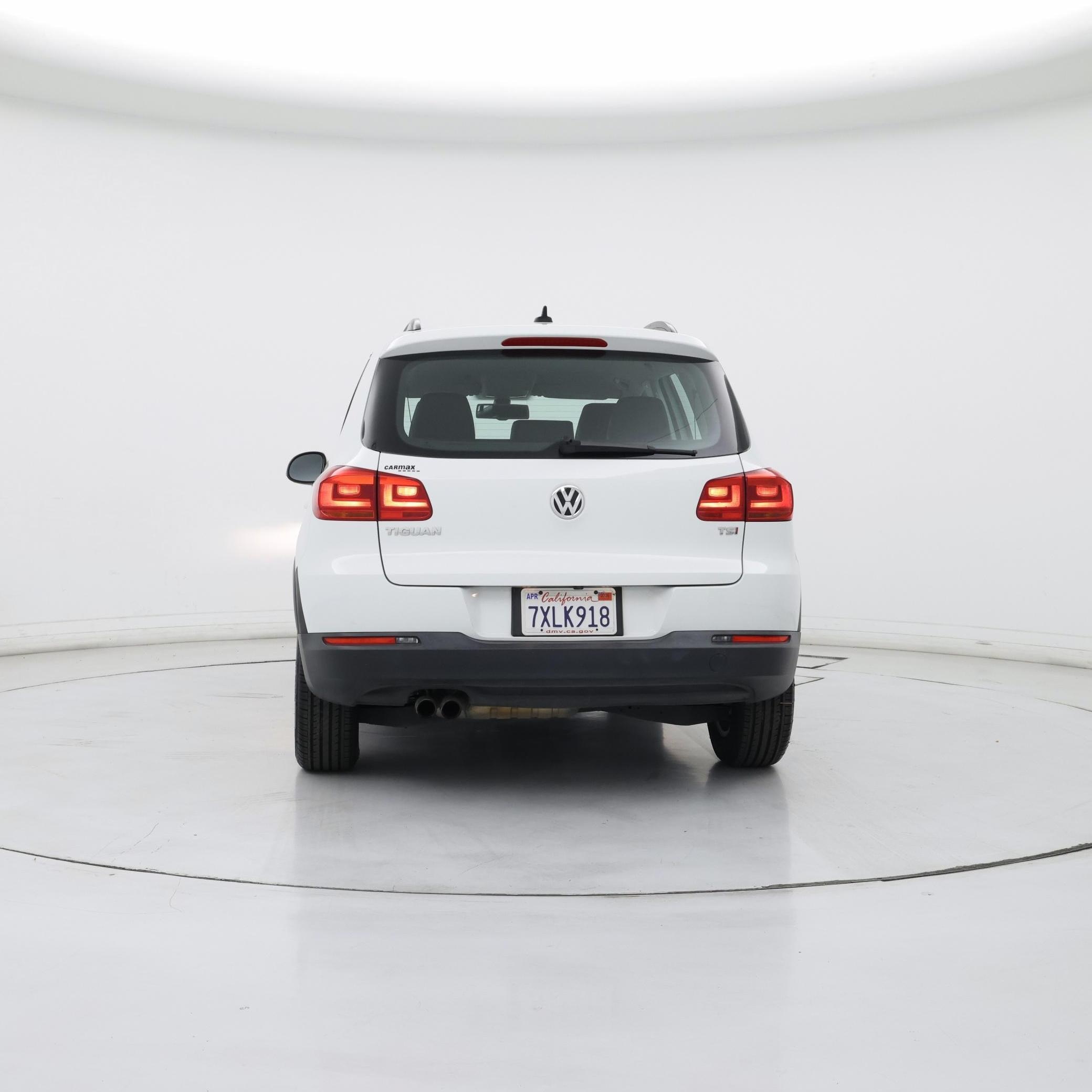 Thumbnail: 2017 Volkswagen Tiguan - 6