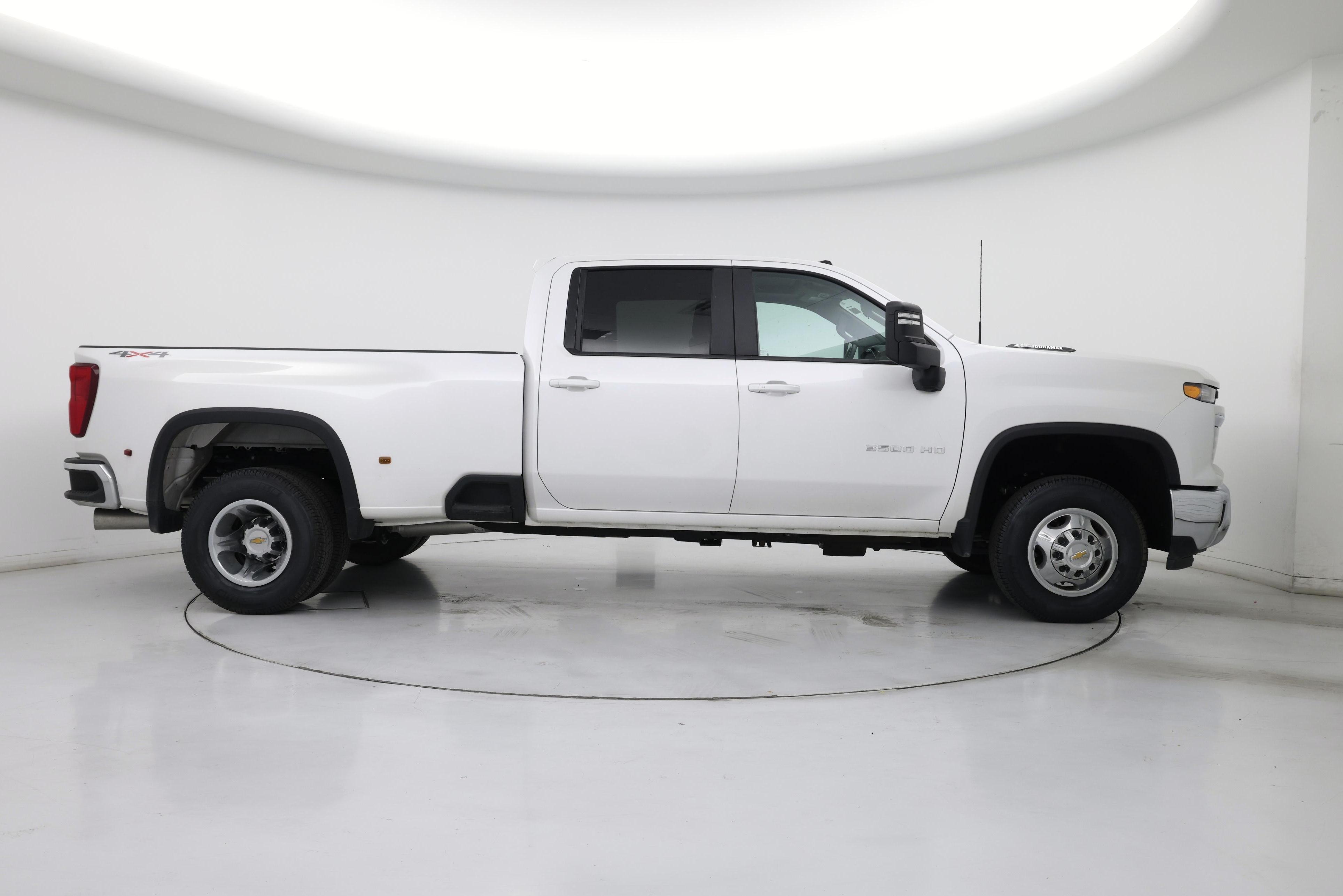 Thumbnail: 2024 Chevrolet Silverado 3500 - 7