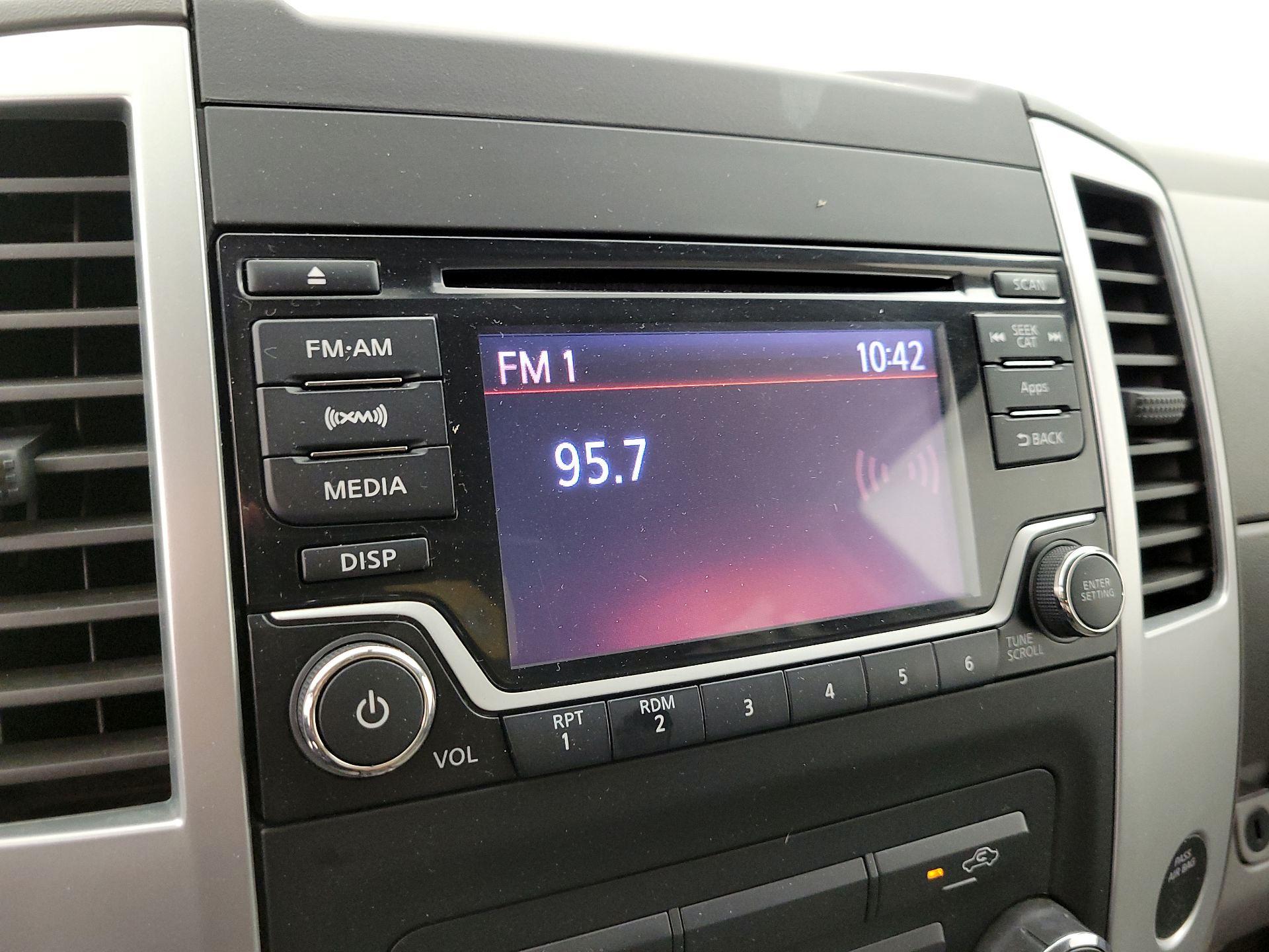 Thumbnail: 2016 Nissan Frontier - 14