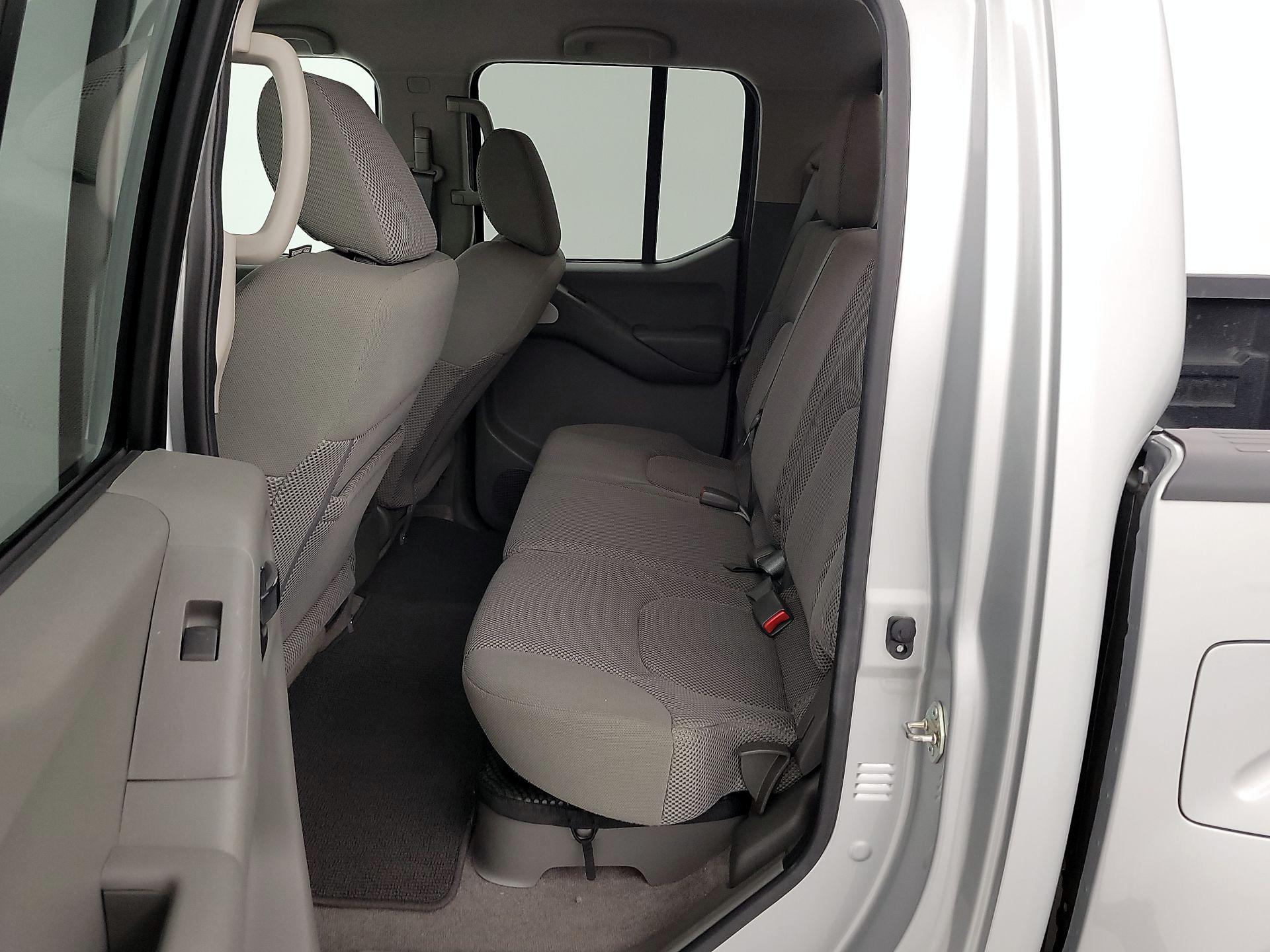Thumbnail: 2016 Nissan Frontier - 18