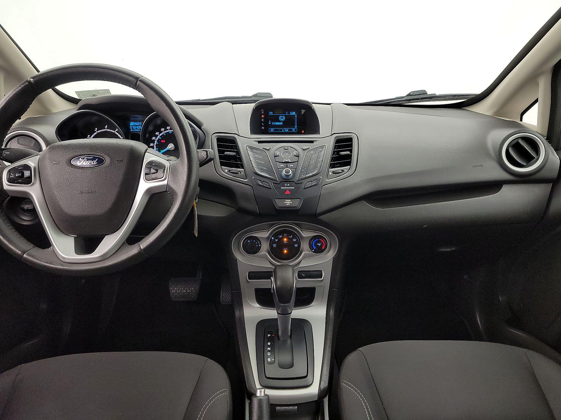 Thumbnail: 2015 Ford Fiesta - 9