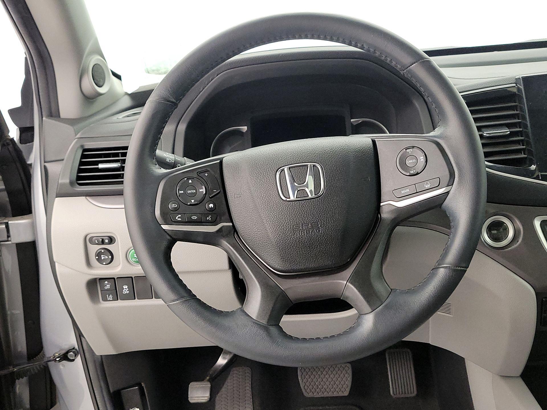 Thumbnail: 2020 Honda Pilot - 10