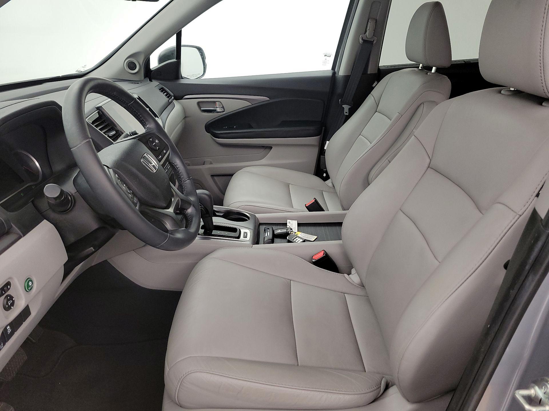 Thumbnail: 2020 Honda Pilot - 11