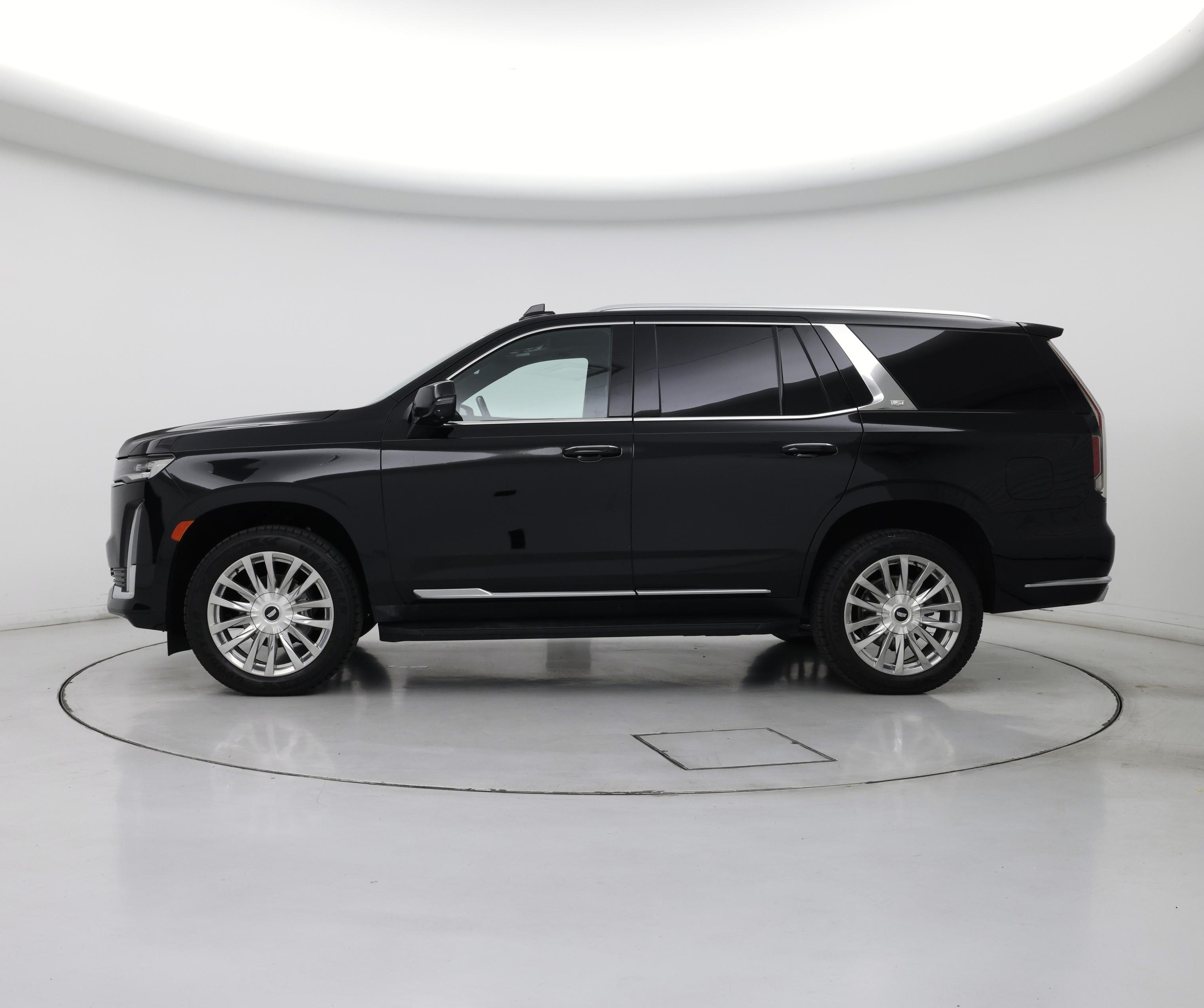 Thumbnail: 2022 Cadillac Escalade - 3