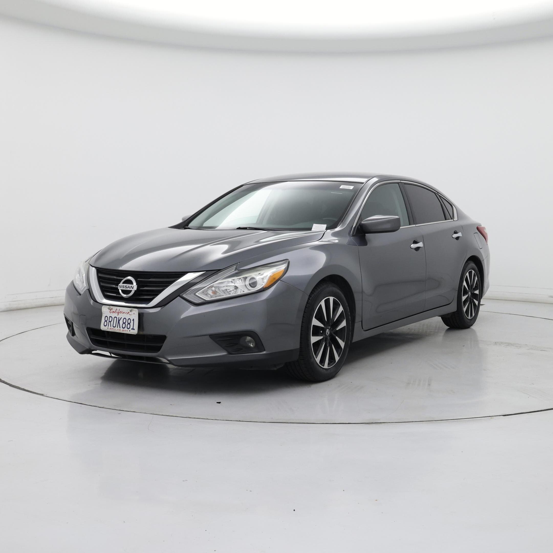 Thumbnail: 2018 Nissan Altima - 4