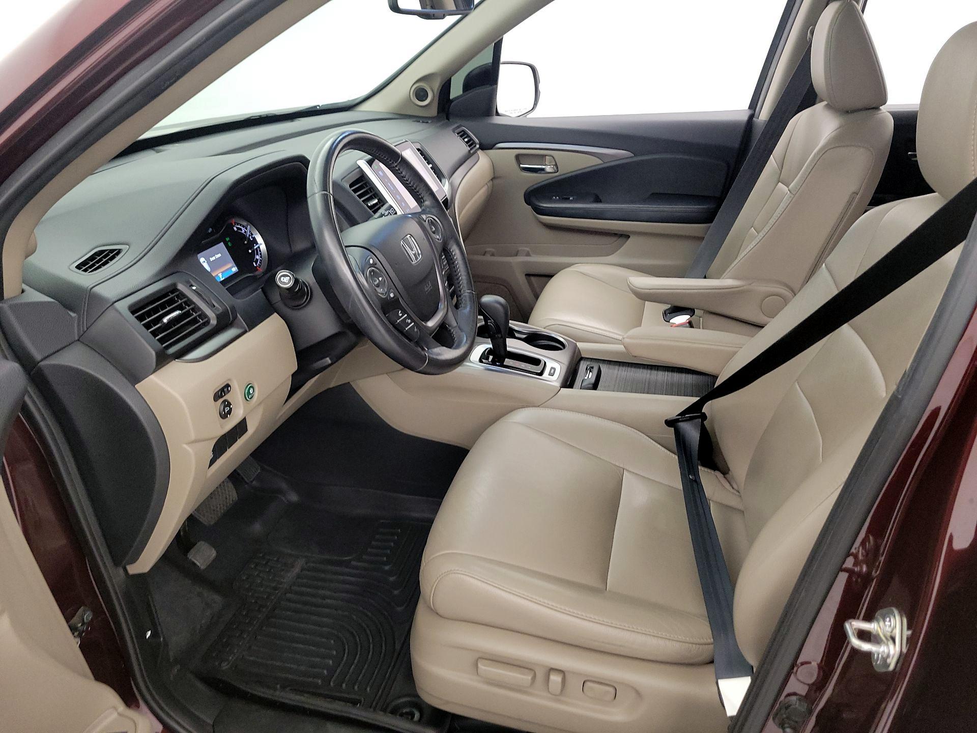 Thumbnail: 2016 Honda Pilot - 11