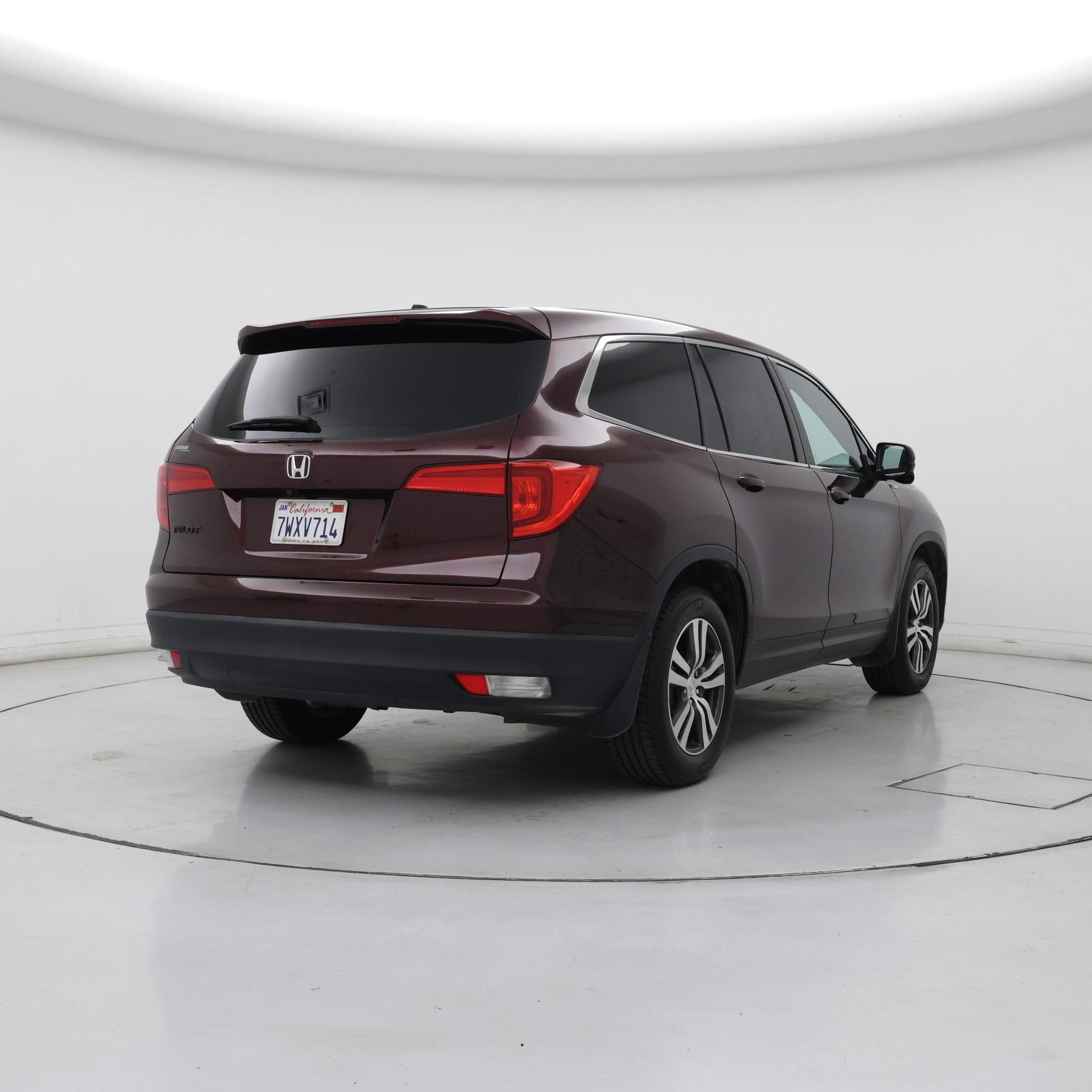 Thumbnail: 2016 Honda Pilot - 8