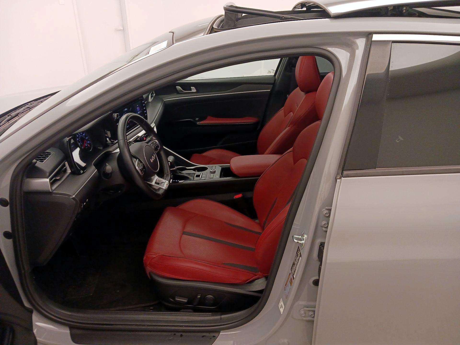Thumbnail: 2022 Kia K5 - 11