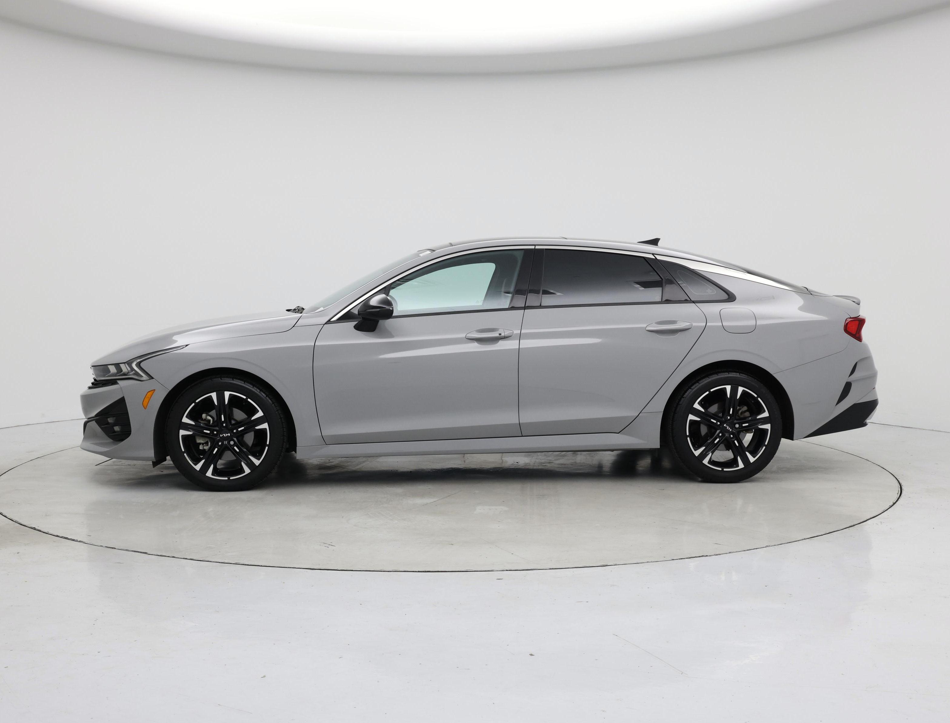 Thumbnail: 2022 Kia K5 - 3