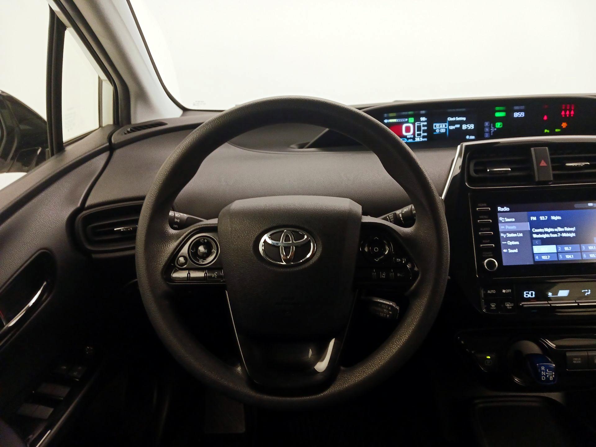Thumbnail: 2020 Toyota Prius - 10