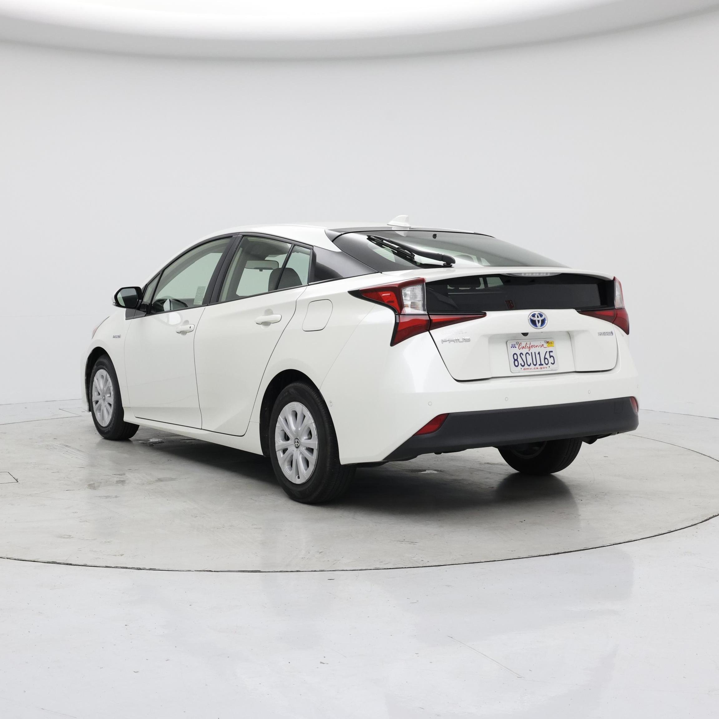 Thumbnail: 2020 Toyota Prius - 2