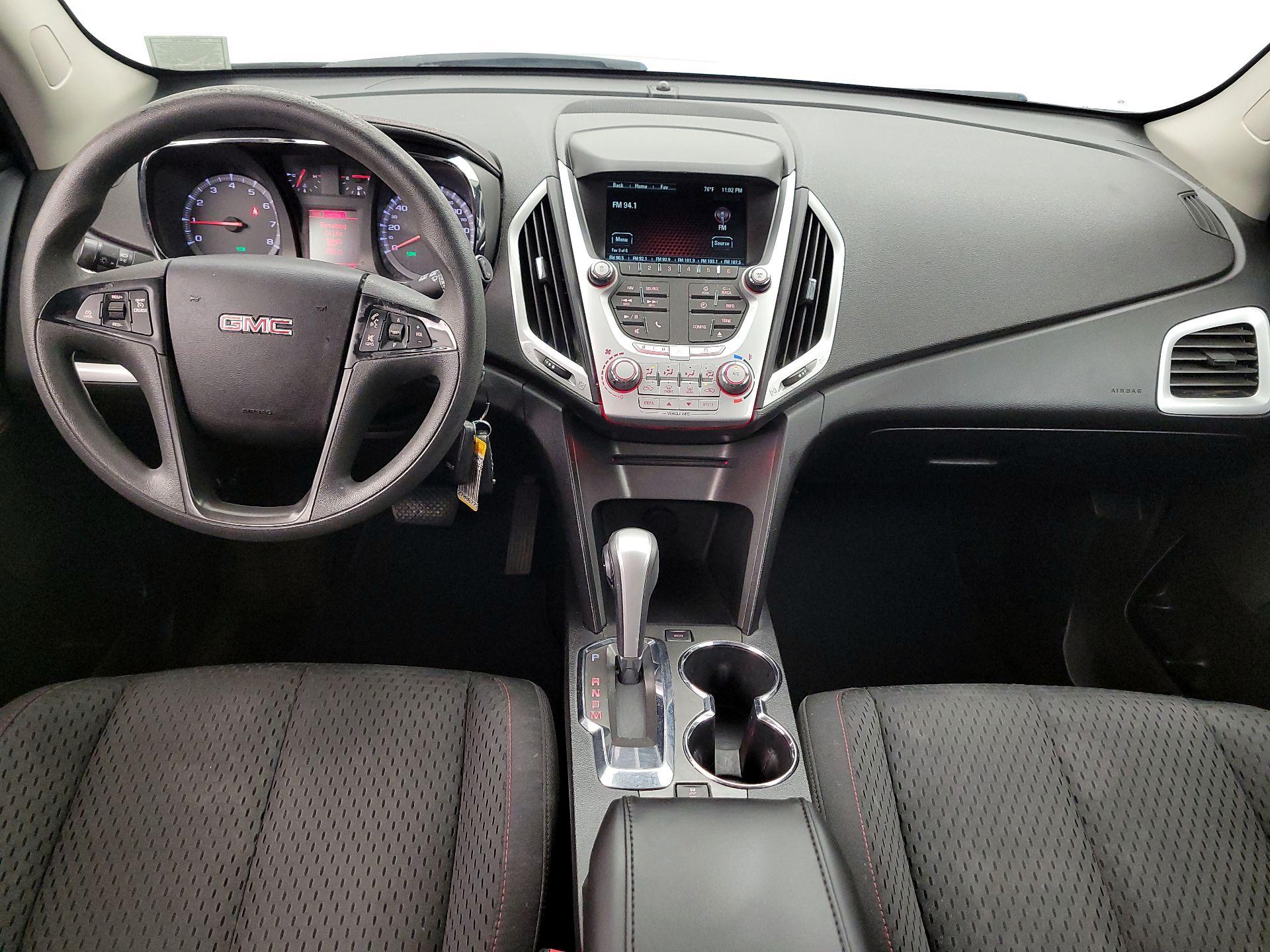 Thumbnail: 2015 GMC Terrain - 9