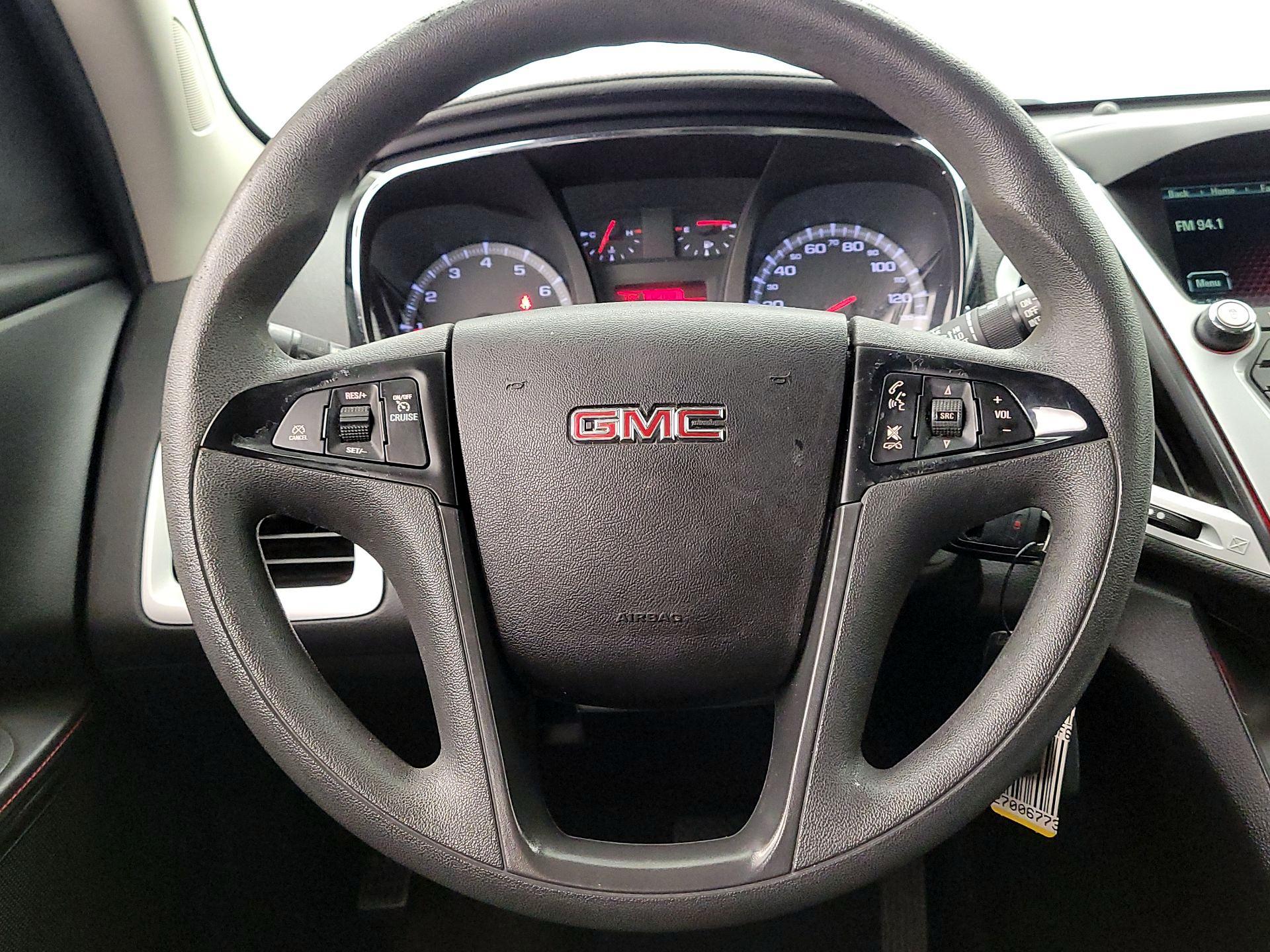 Thumbnail: 2015 GMC Terrain - 10