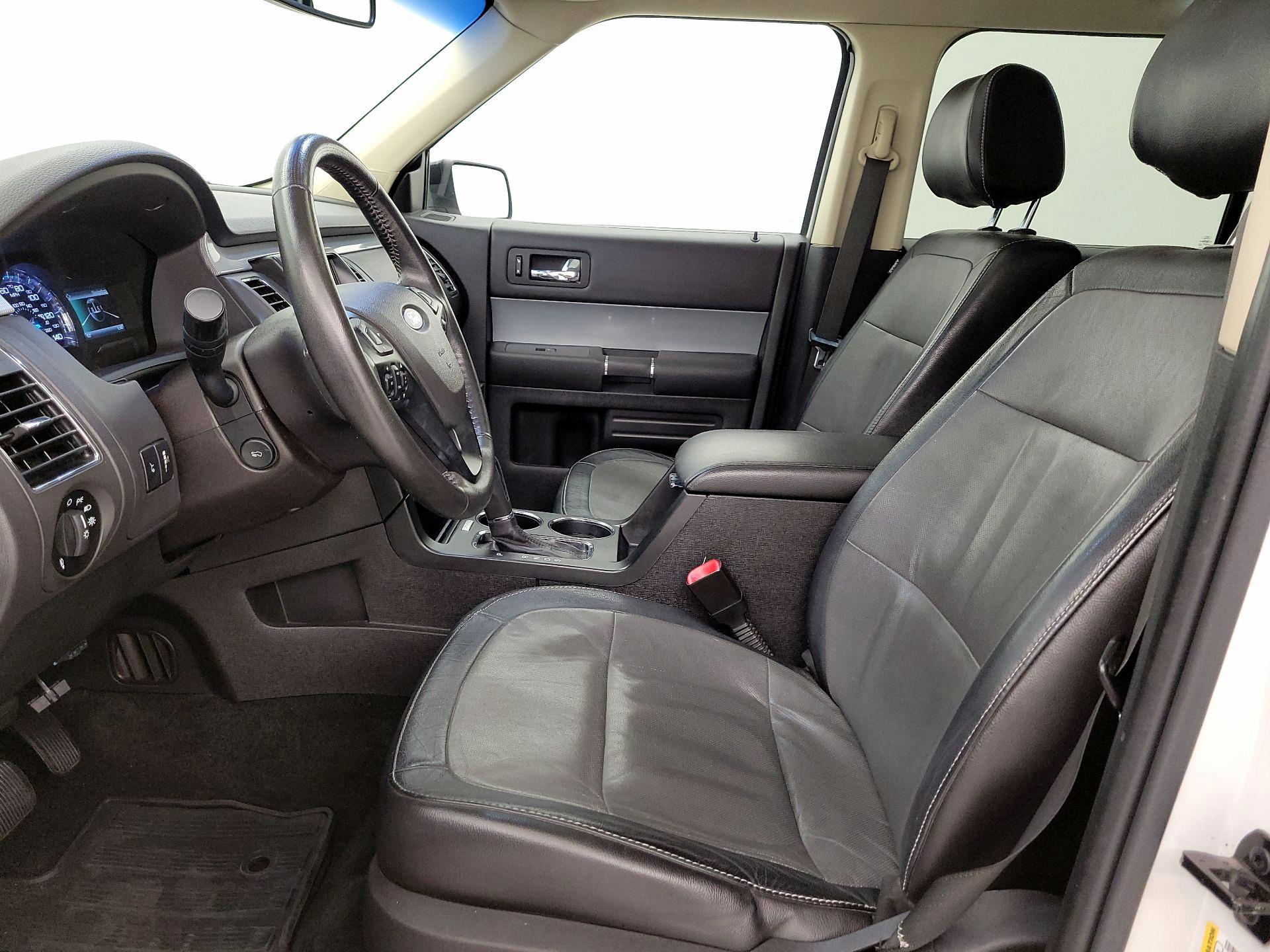 Thumbnail: 2015 Ford Flex - 11