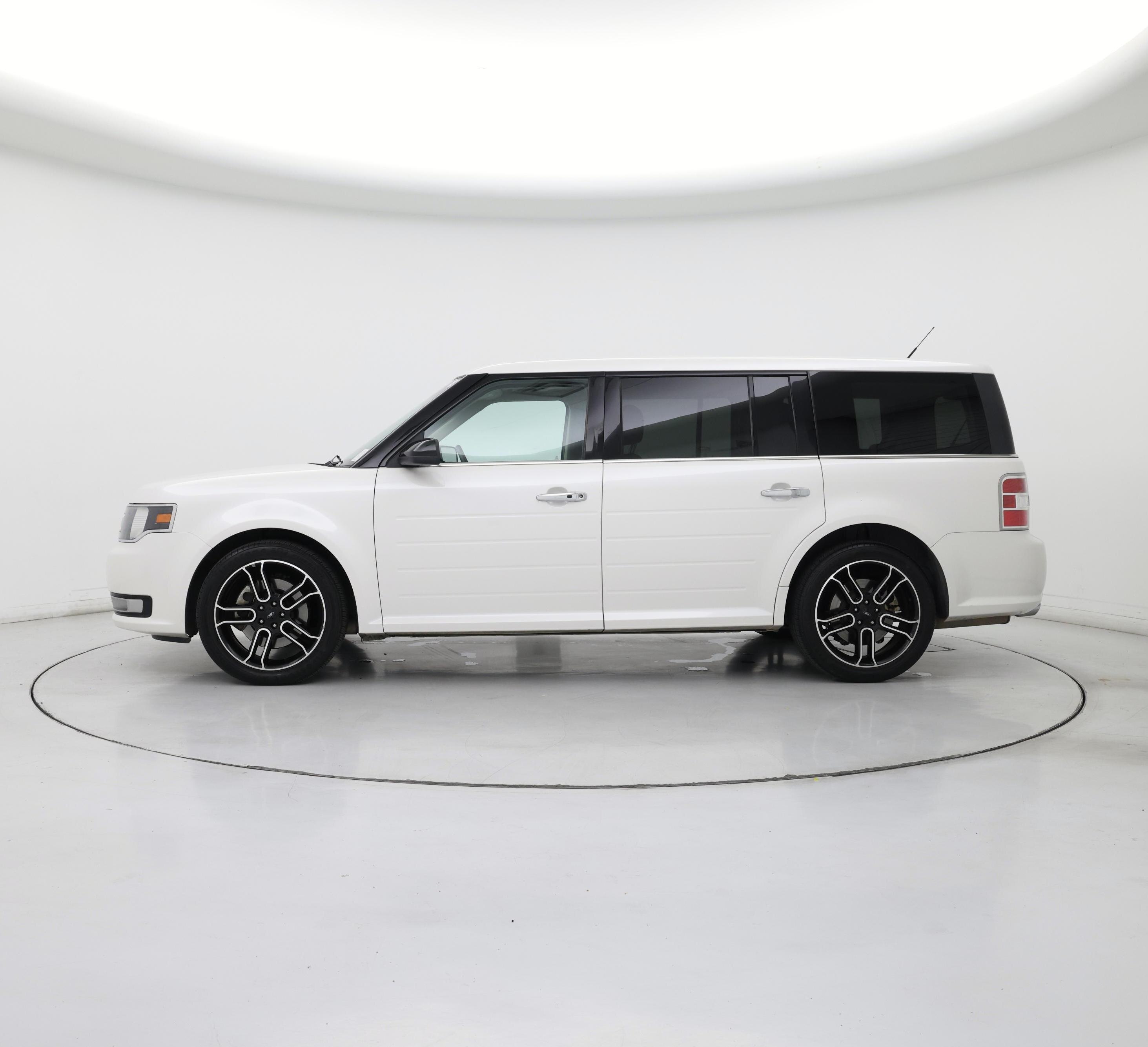 Thumbnail: 2015 Ford Flex - 3