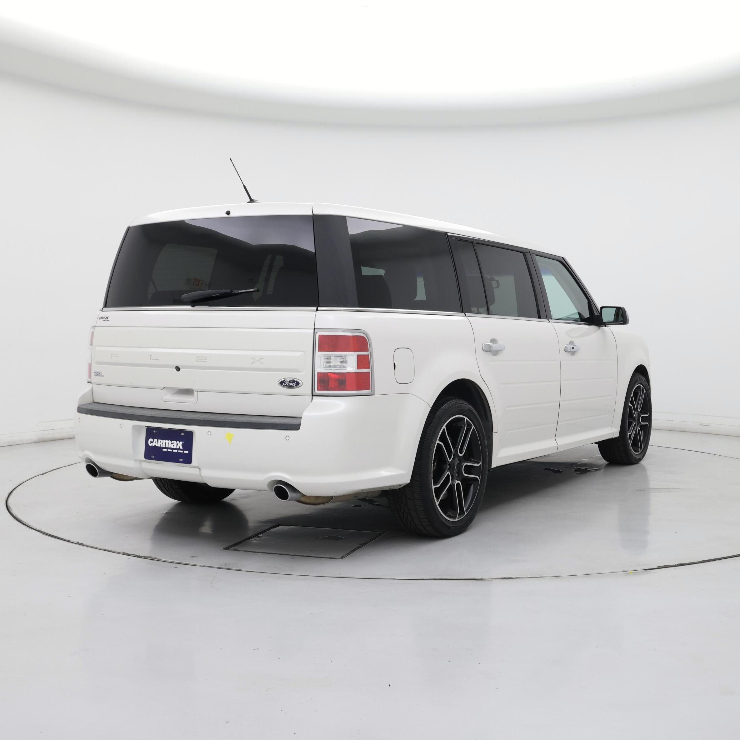 Thumbnail: 2015 Ford Flex - 8