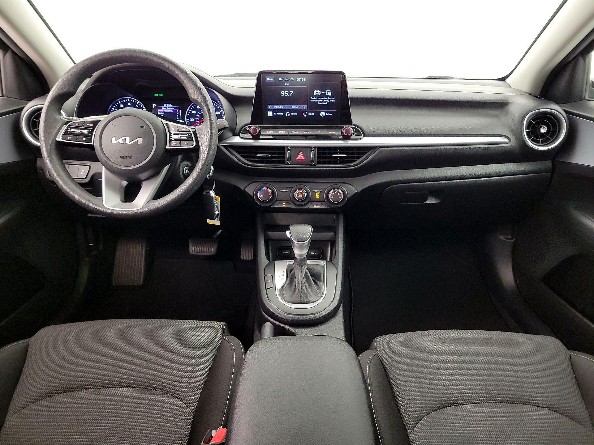 Thumbnail: 2023 Kia Forte - 9