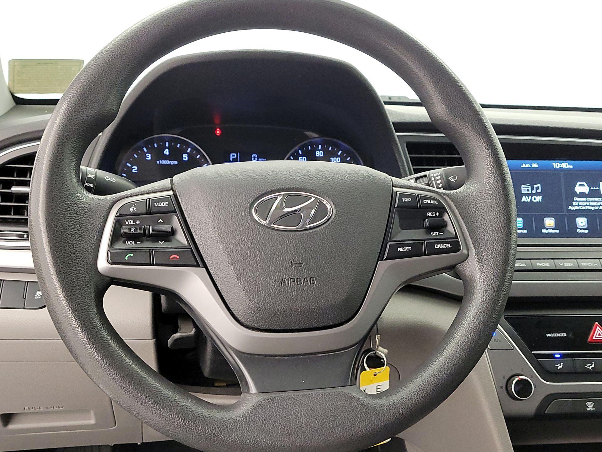 Thumbnail: 2017 Hyundai Elantra - 10