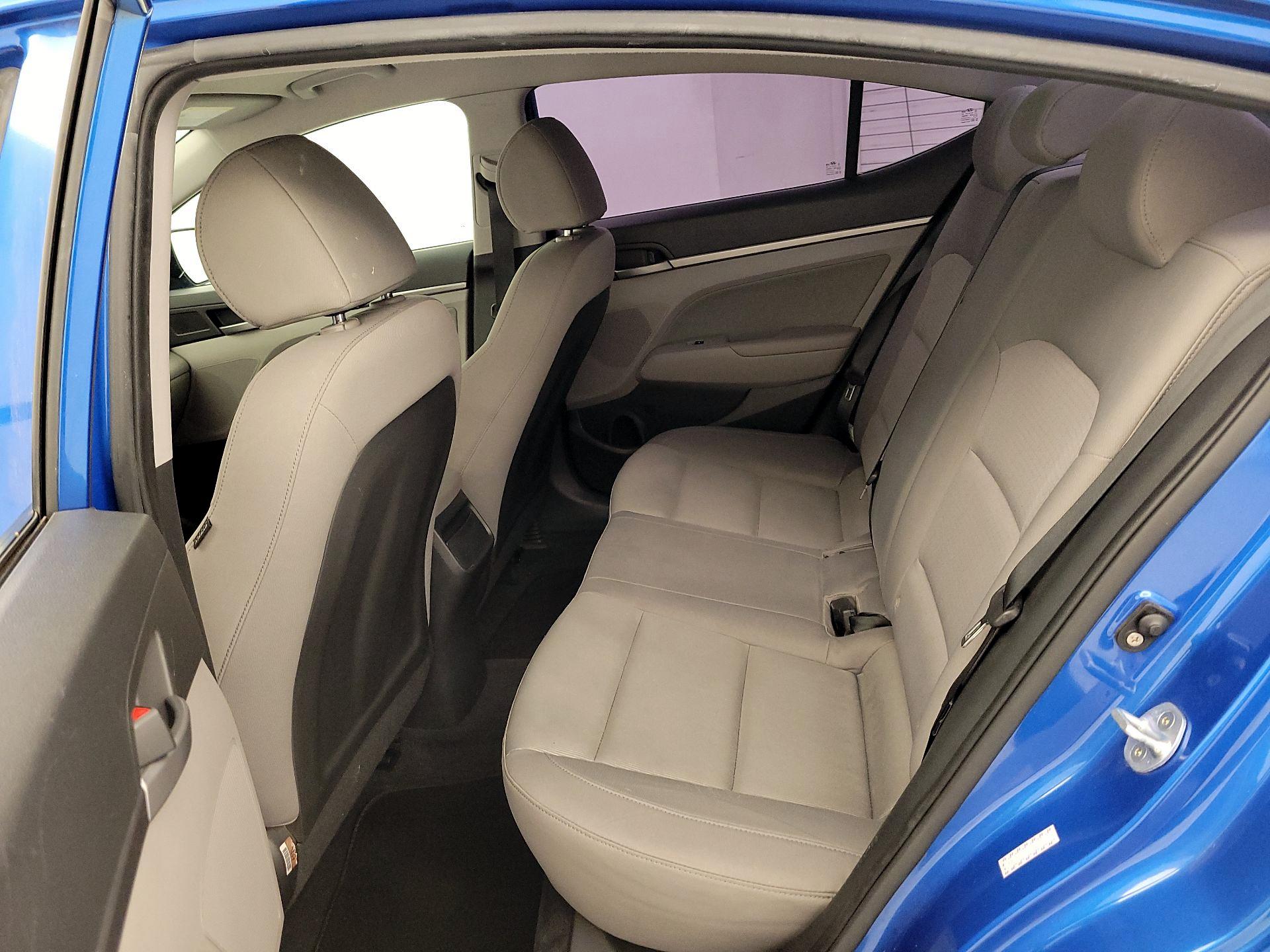 Thumbnail: 2017 Hyundai Elantra - 19