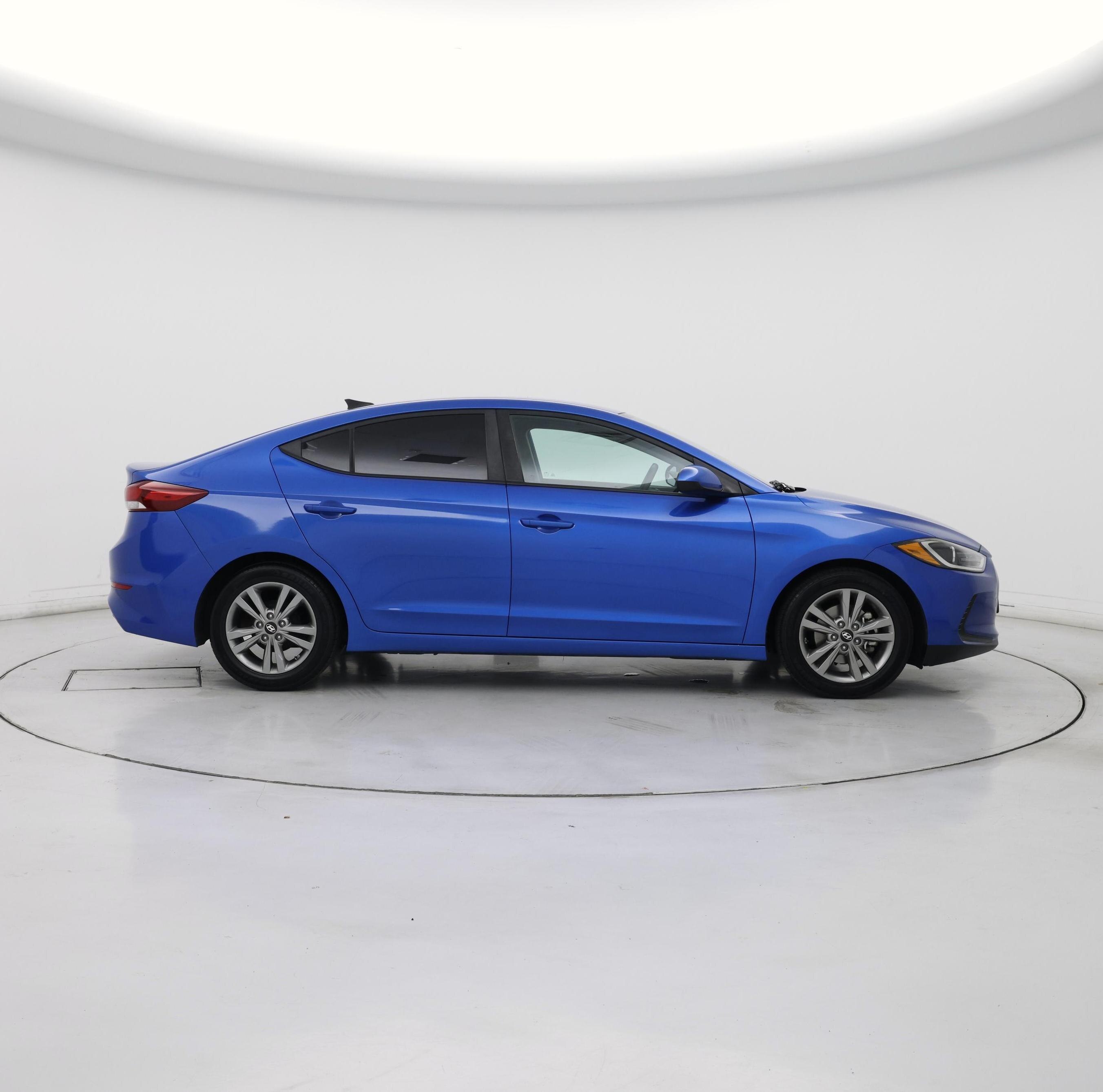 Thumbnail: 2017 Hyundai Elantra - 7
