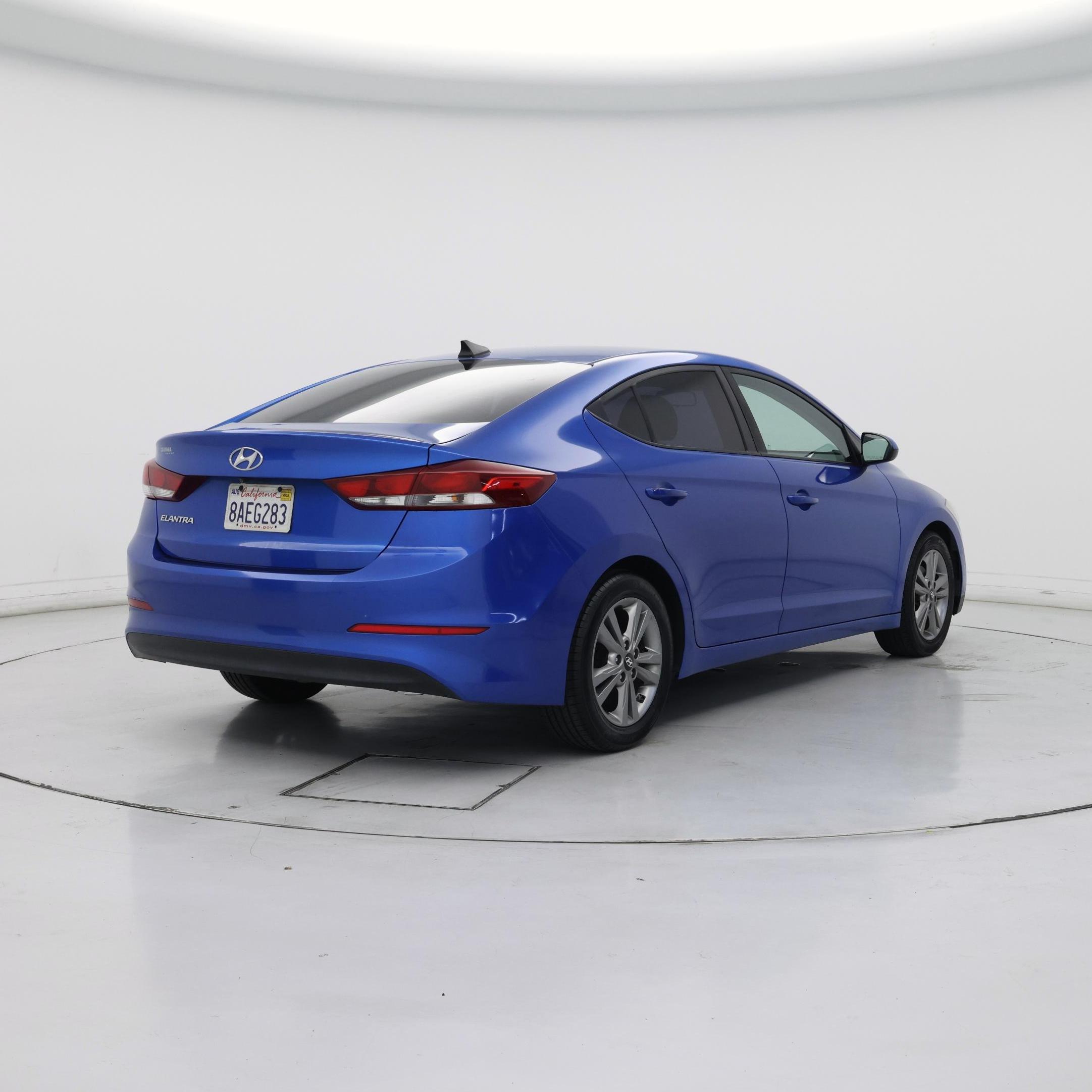 Thumbnail: 2017 Hyundai Elantra - 8