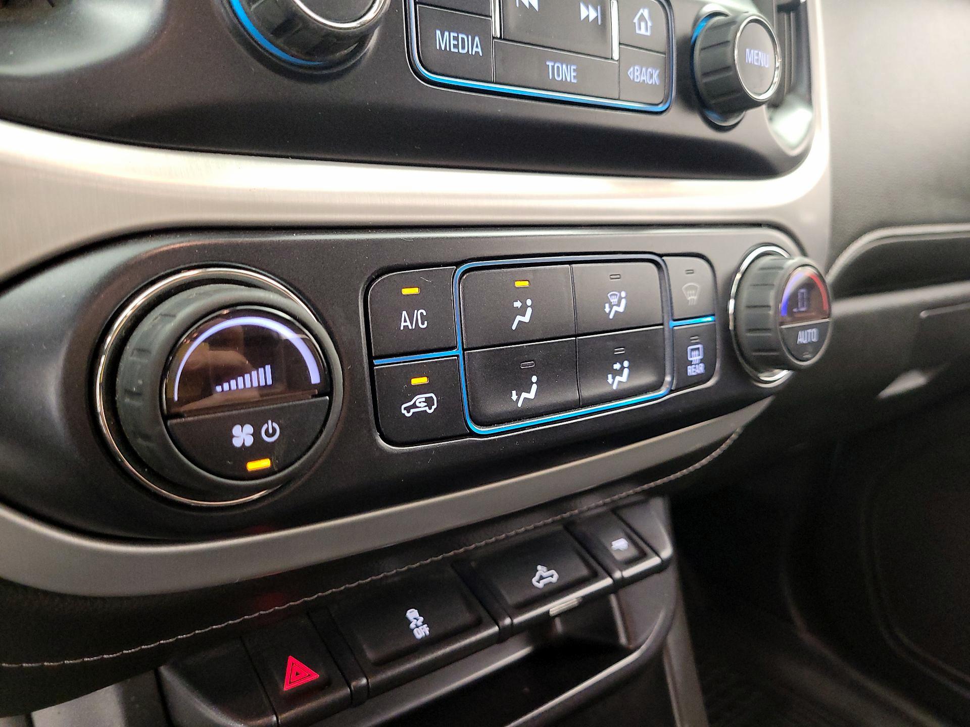 Thumbnail: 2017 GMC Canyon - 17