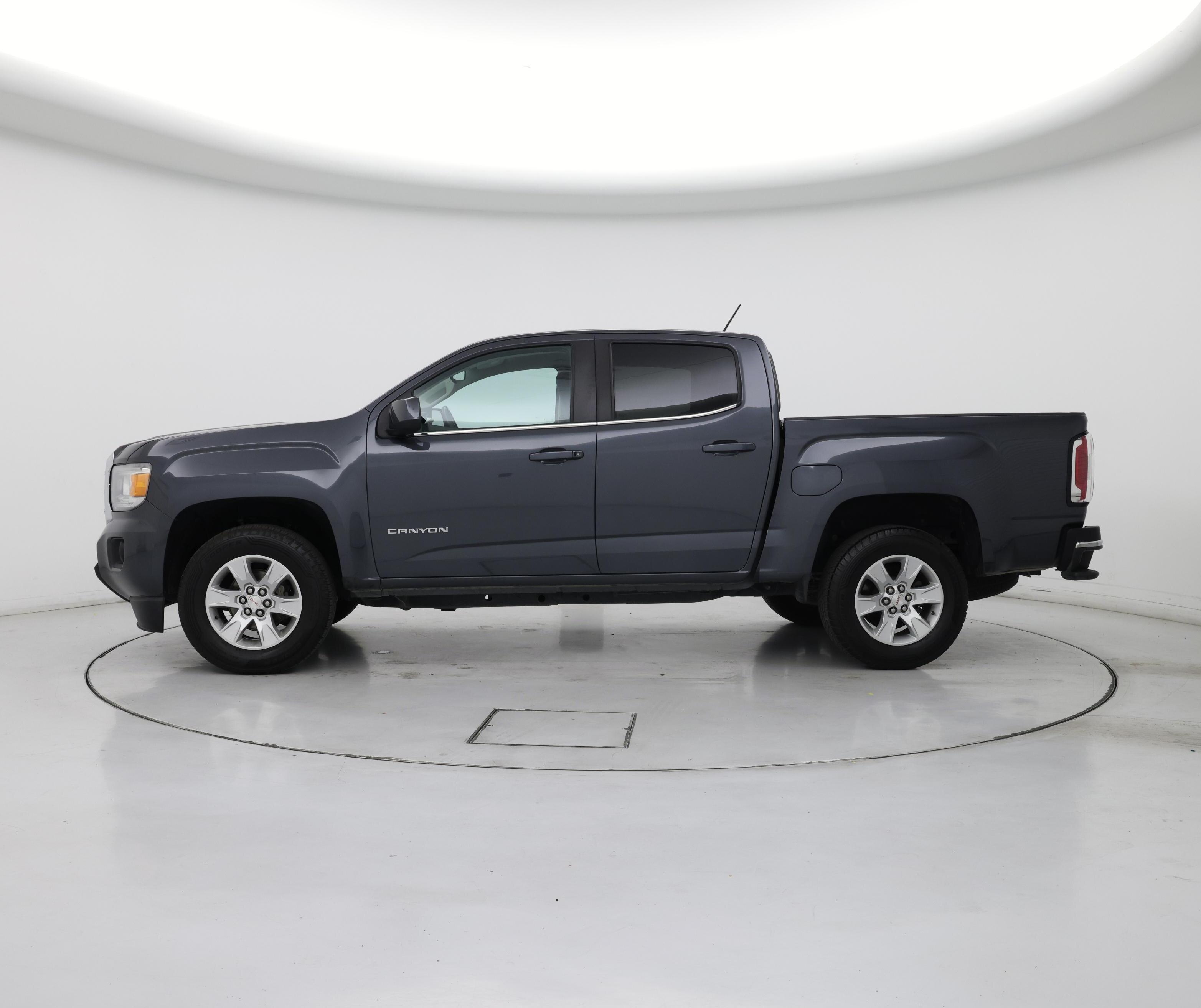 Thumbnail: 2017 GMC Canyon - 3