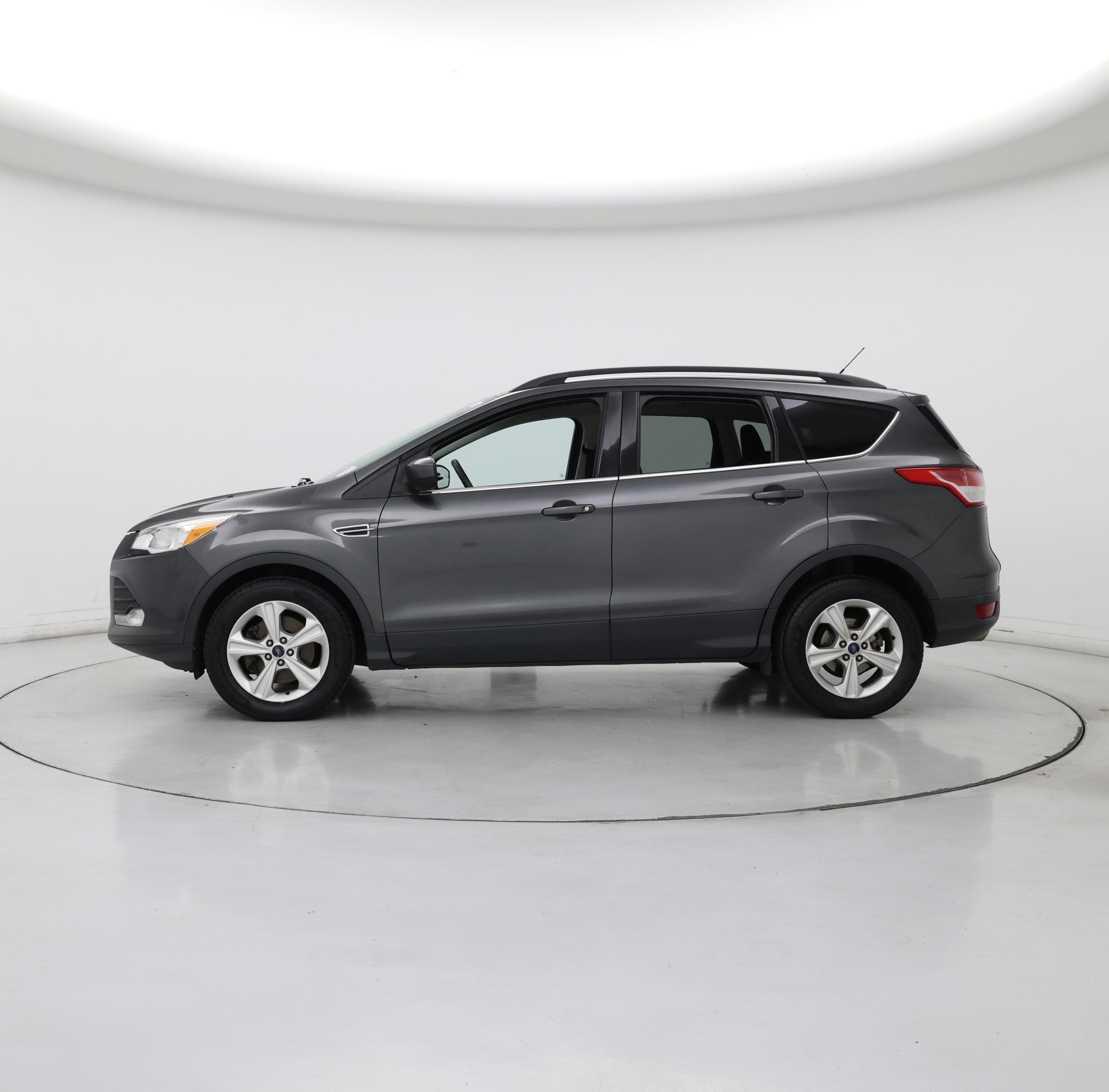 Thumbnail: 2015 Ford Escape - 3