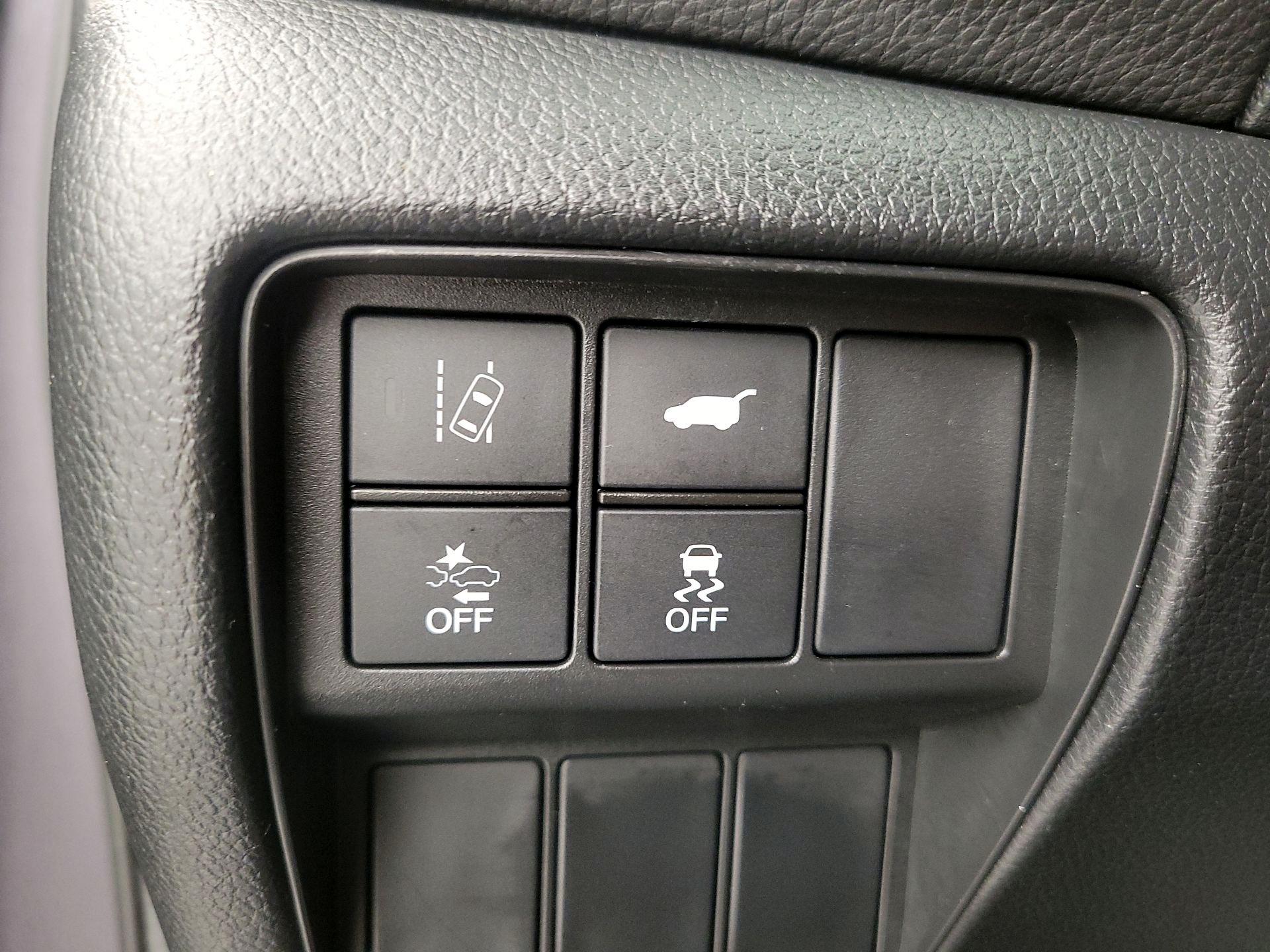 Thumbnail: 2017 Honda CR-V - 13