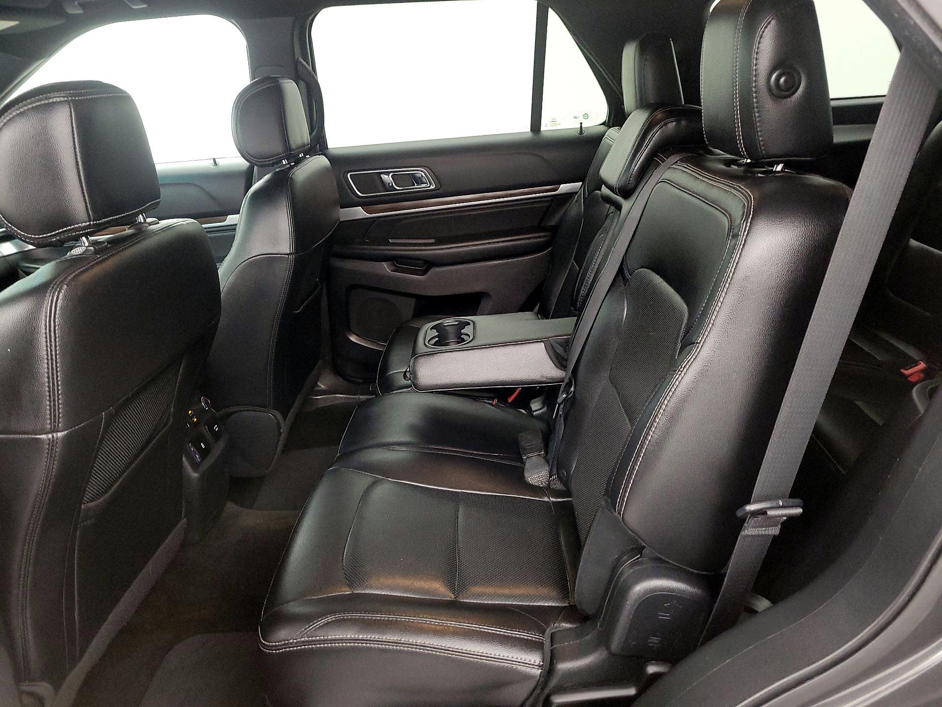 Thumbnail: 2016 Ford Explorer - 19